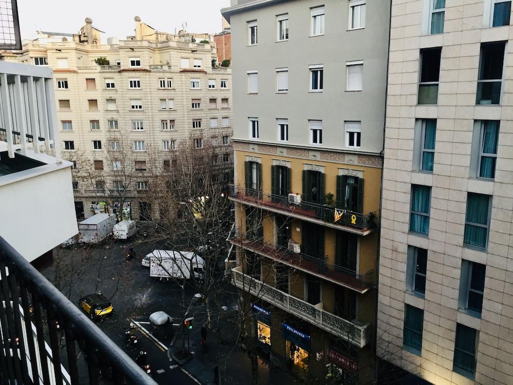 Apartment Up Bcn *