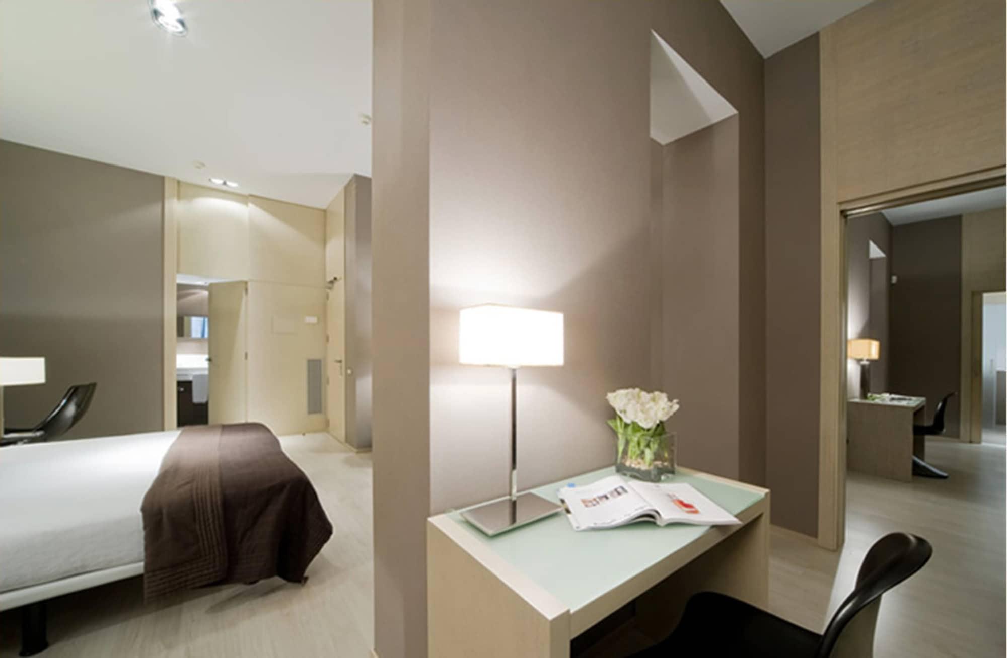 Actual Hotel