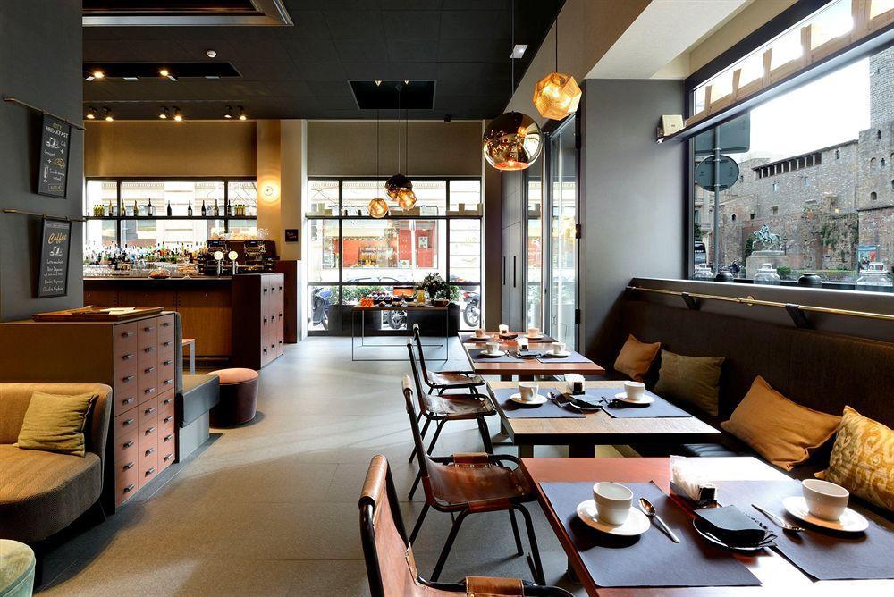 Grand Central, Small Luxury