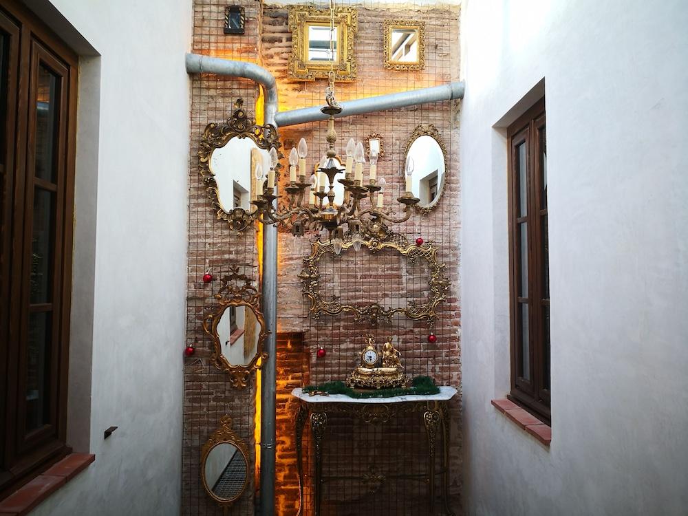 Amfores Boutique Pensión 2*