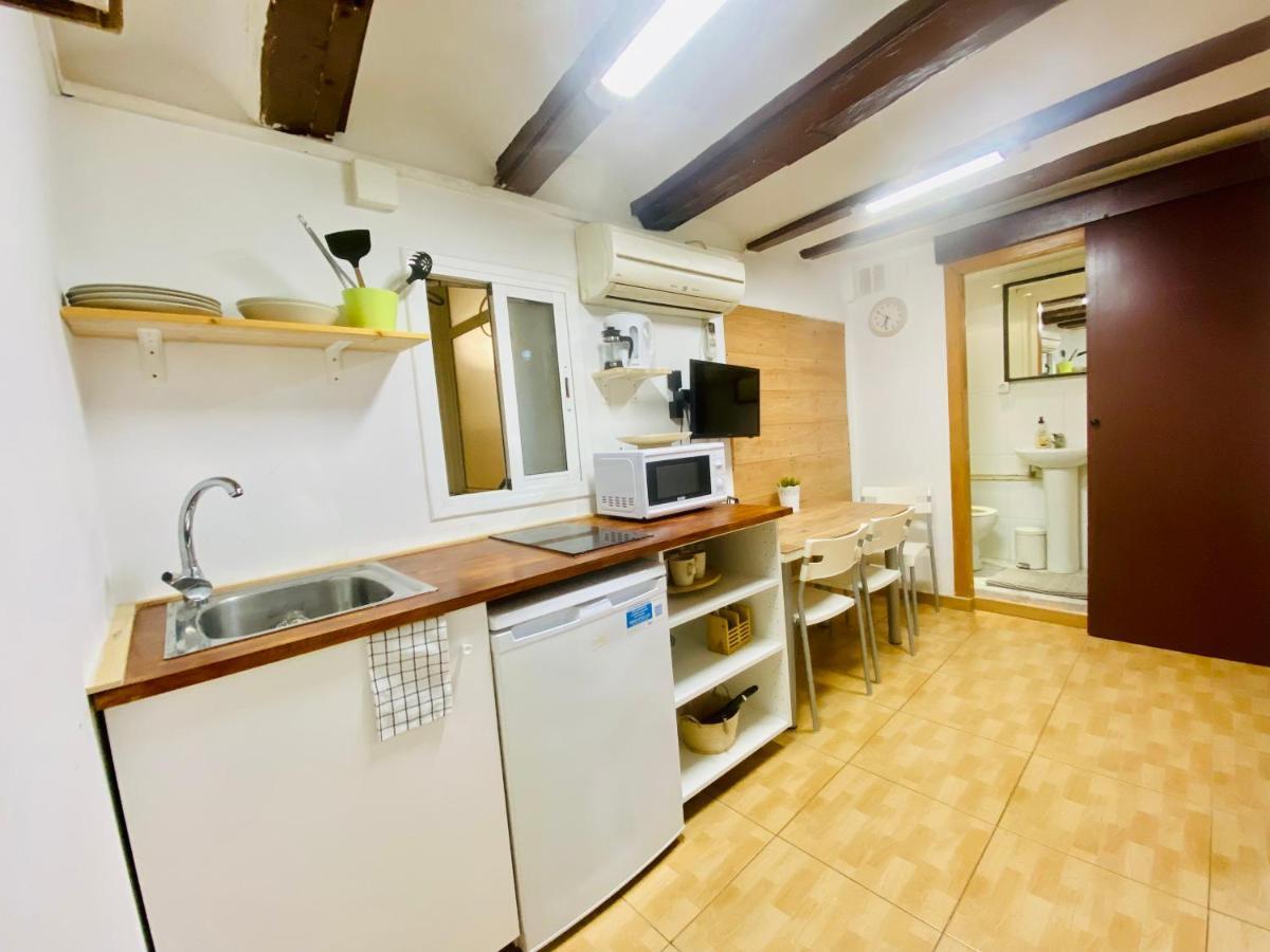 Apartamento 02 Apartamento 1-2 *