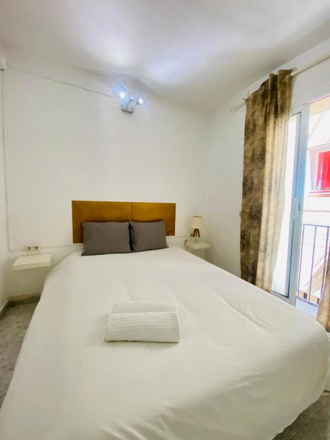 07 Basic Center Barcelona3 1 Apartamento *
