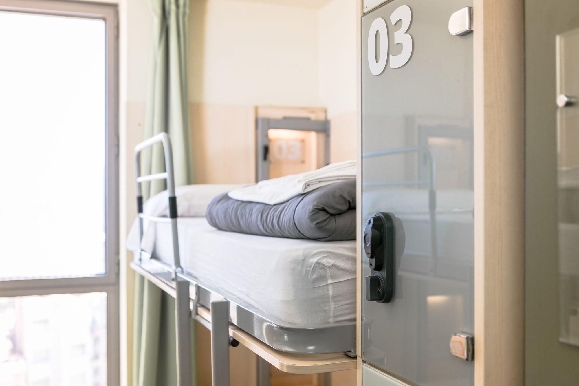 Urbany Hostal