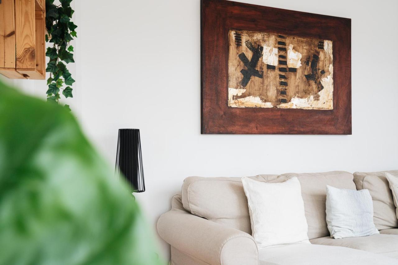 Sunny And Modern Ideal For Groups Apartamento *