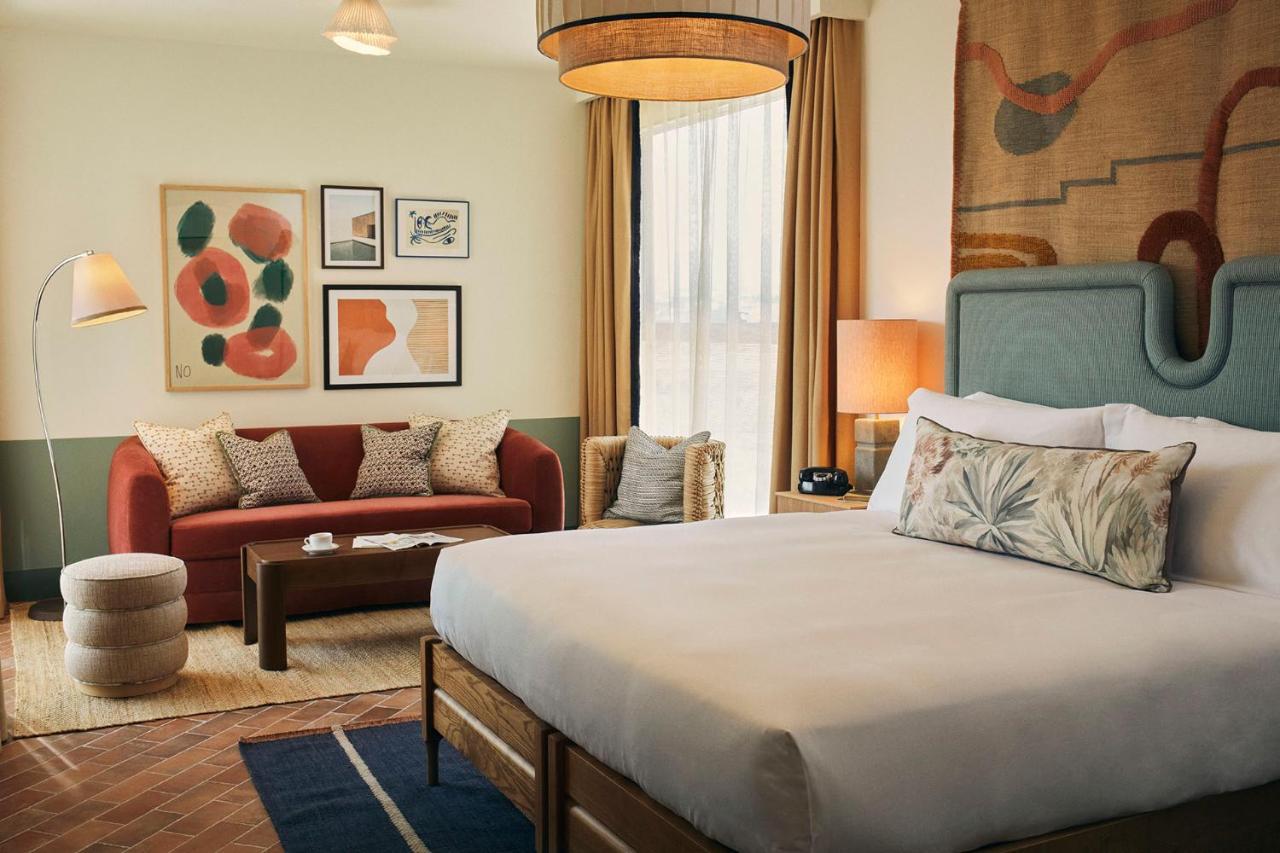 Hotel The Hoxton, Poblenou 4*
