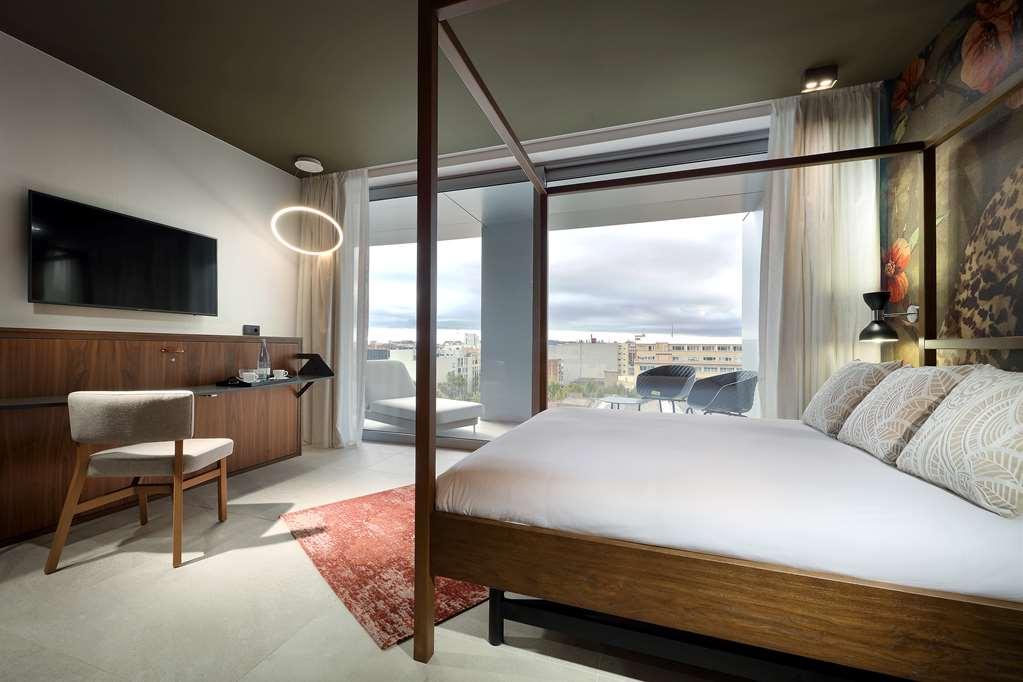 Sb Glow Hotel 4*