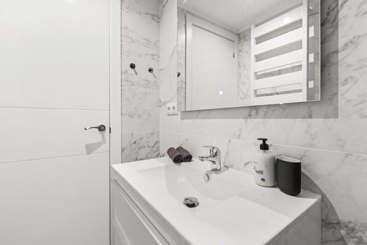Apartment 3br - 2bh In The Center Barcelona