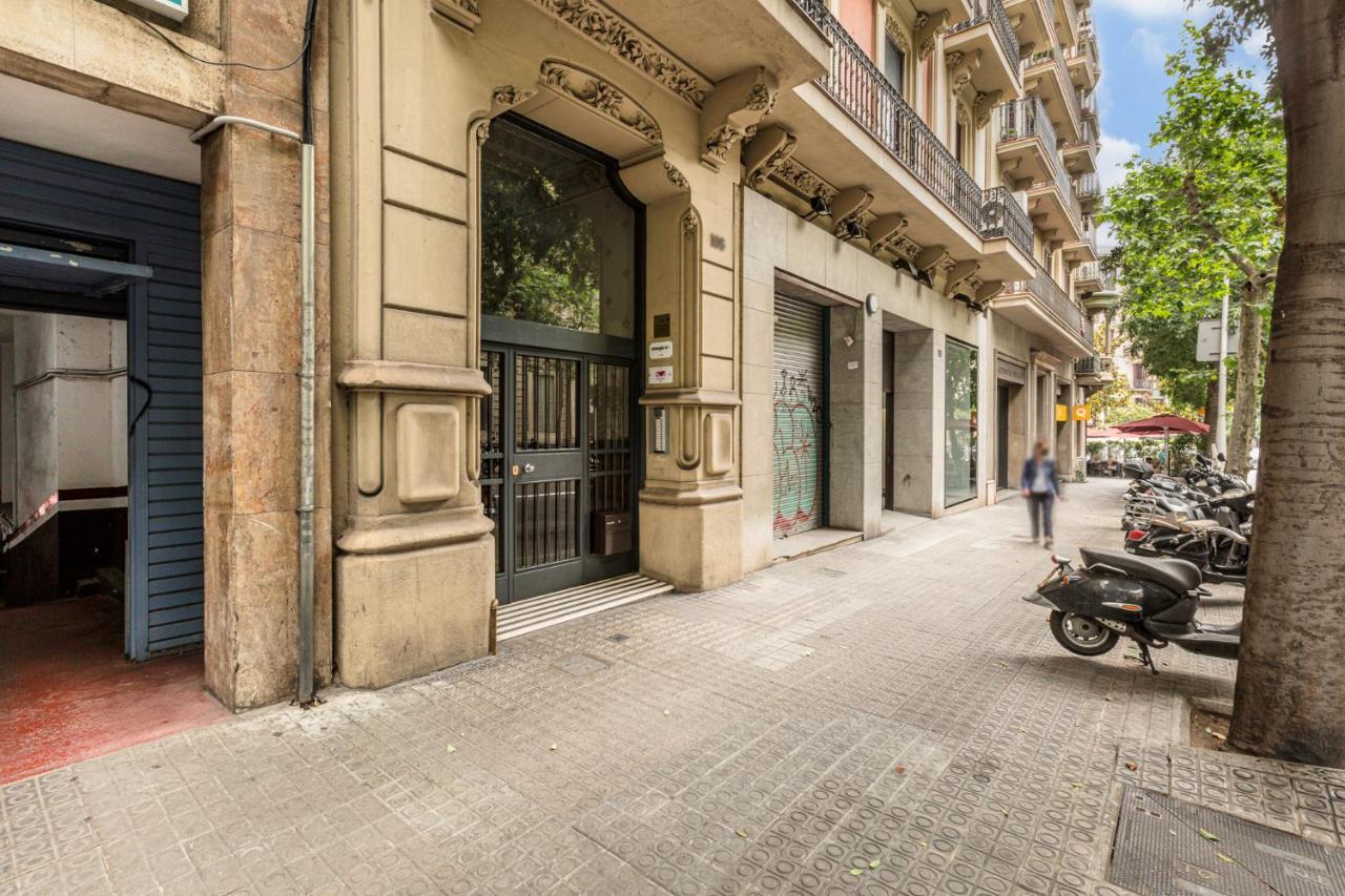 3br - 2bh Luxury 5 Min From Paseo De Gracia Barcelona