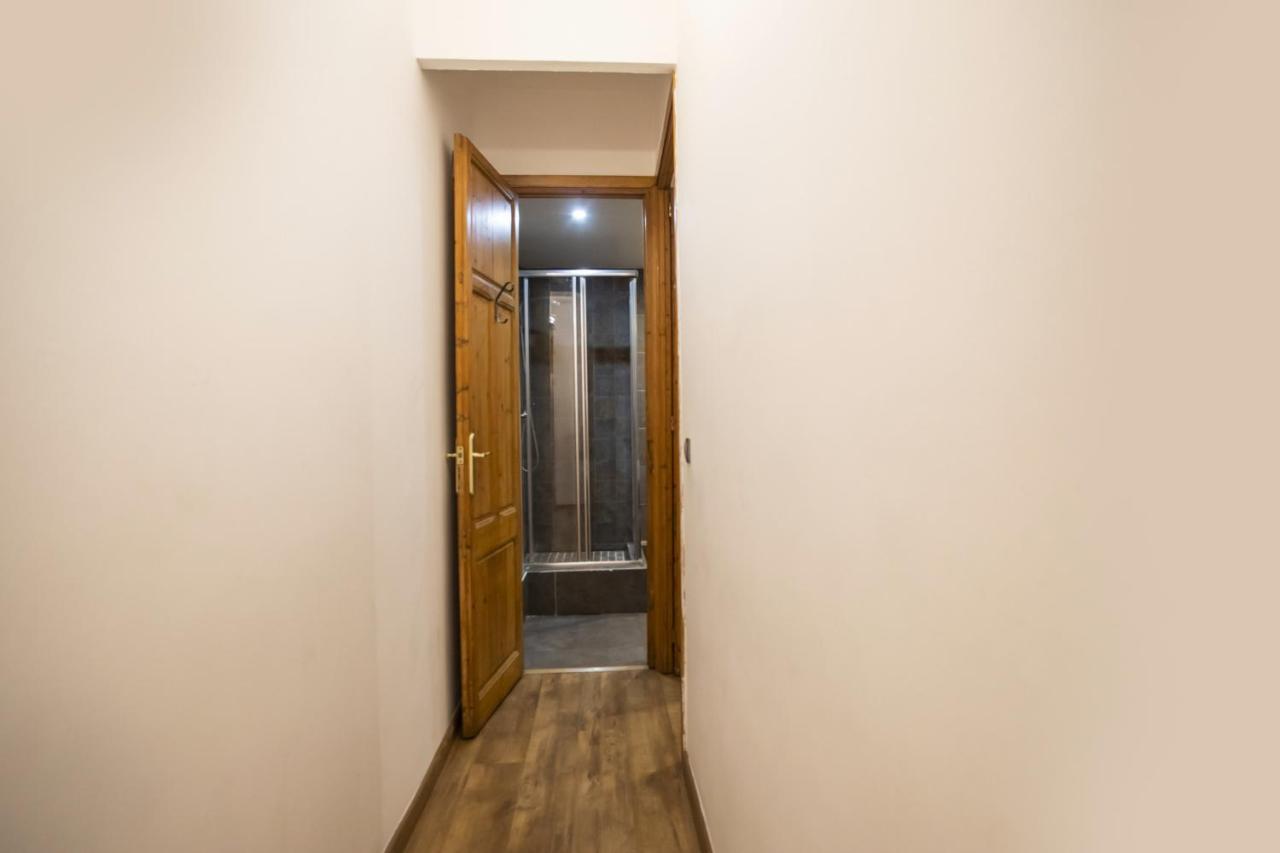 Apartamento 11llan345 Spacious In Plaza Espanya Barcelona