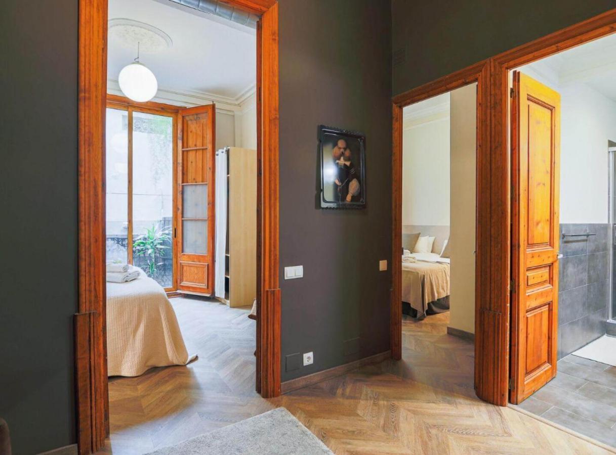 Avinyó- New Listing -spacious Loft In The Gothic Quarter!