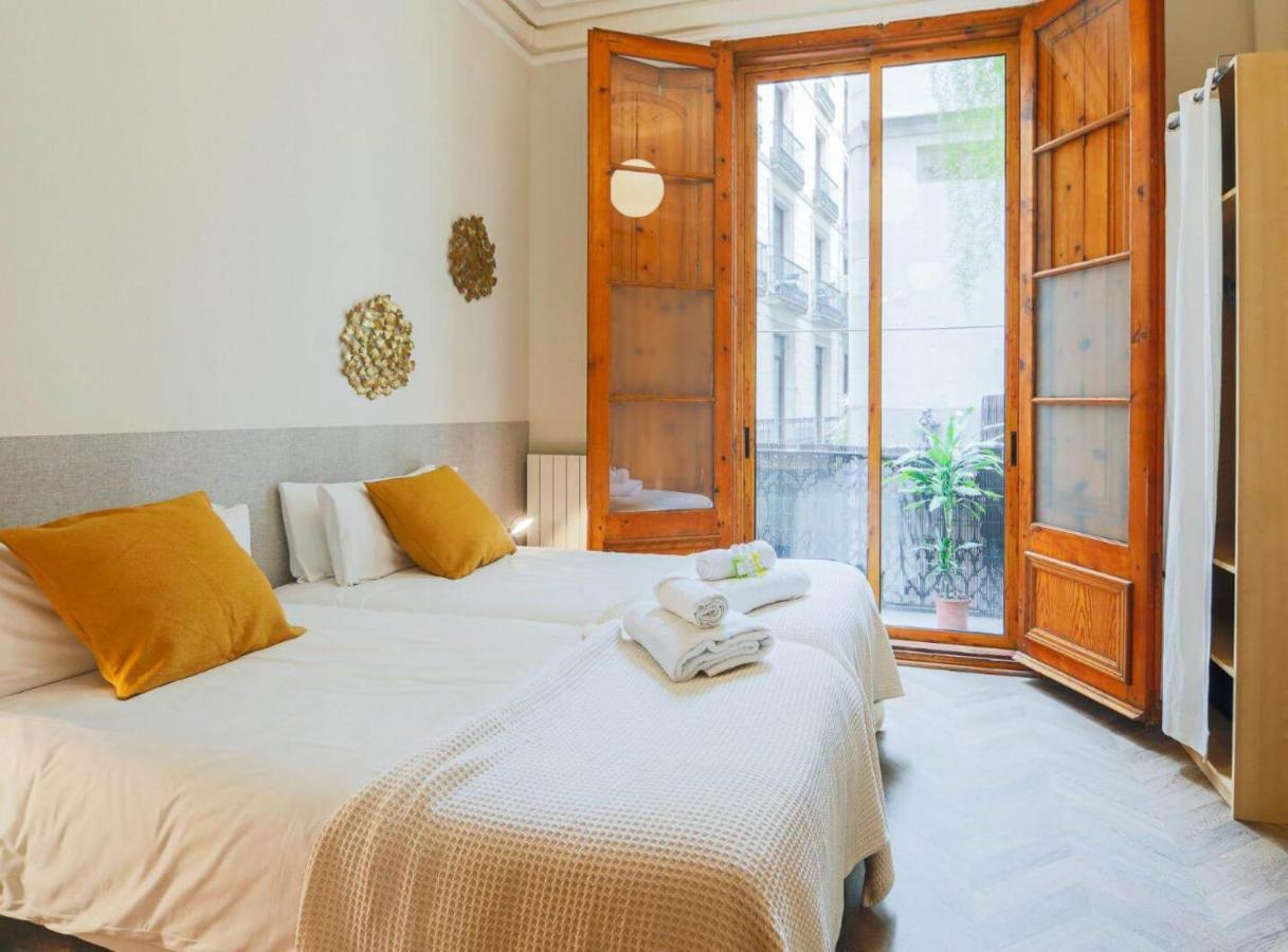 Avinyó- New Listing -spacious Loft In The Gothic Quarter! *
