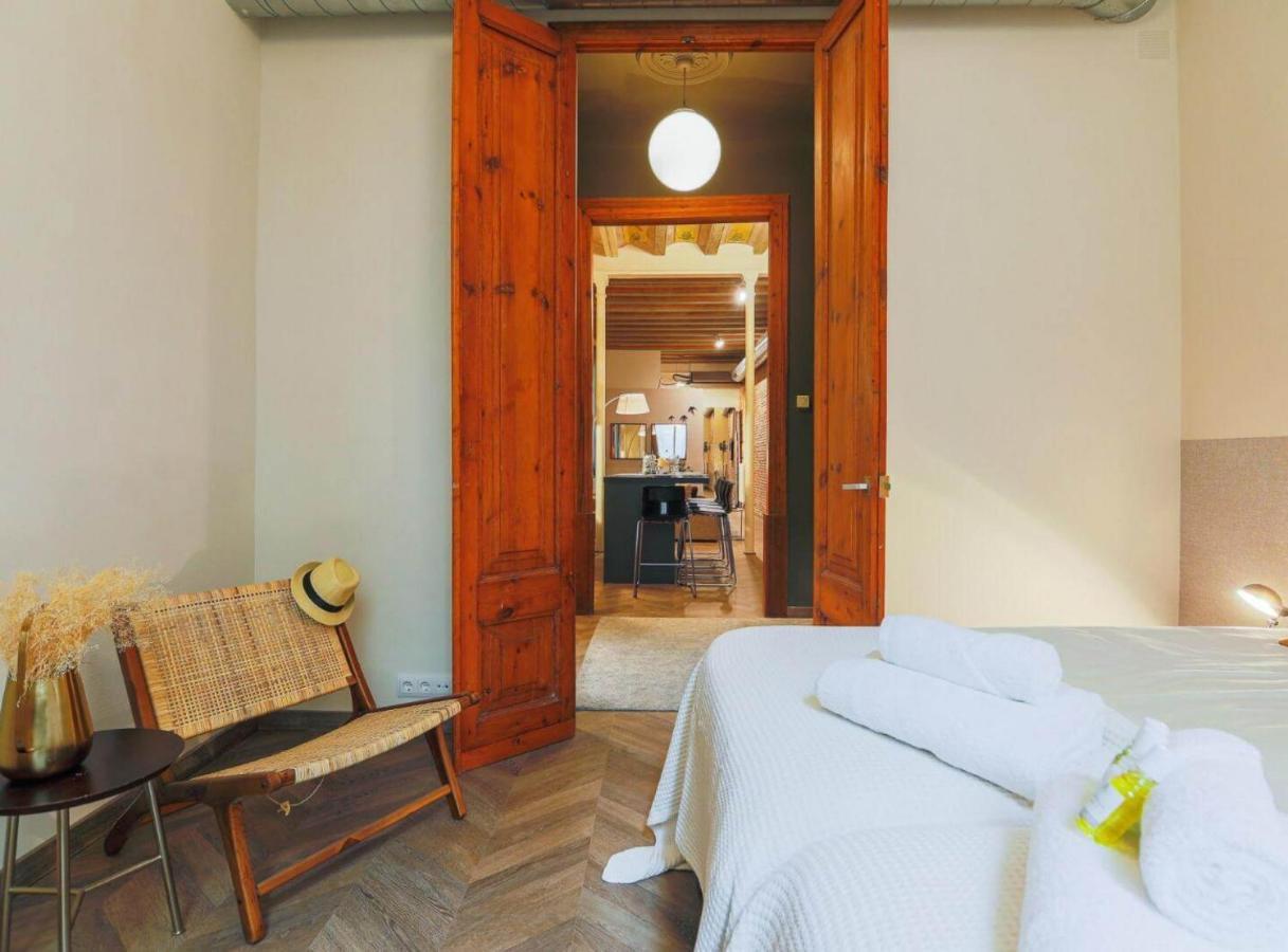 Apartamento Avinyó- New Listing -spacious Loft In The Gothic Quarter!