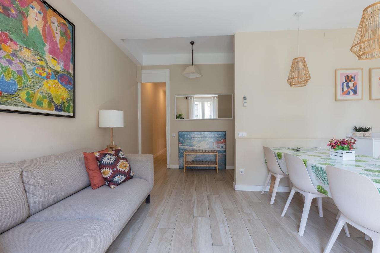 Aparteasy - Family 4-bedroom Apartamento *