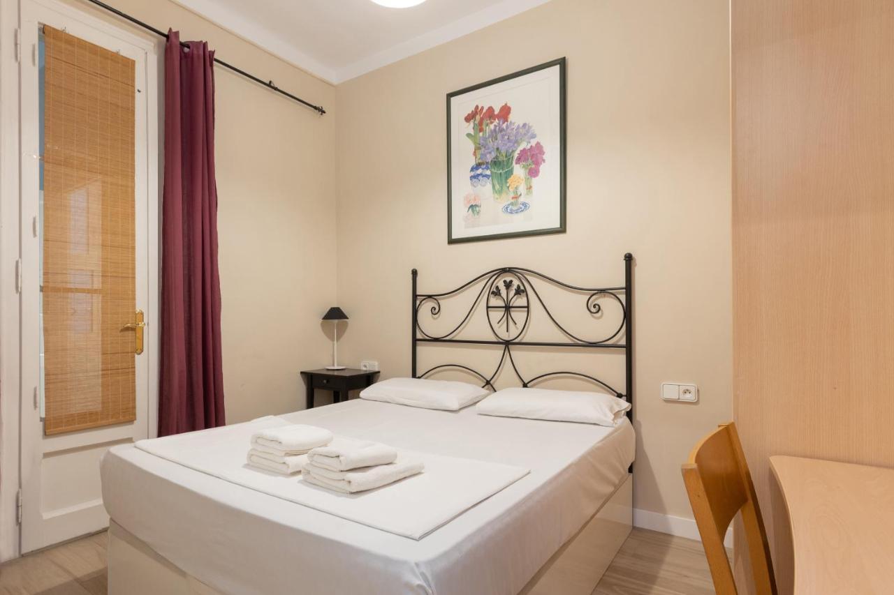 Apartamento Aparteasy - Family 4-bedroom Barcelona