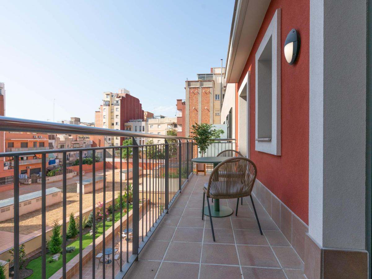 Limehome Carrer De Besalú 90 * Barcelona