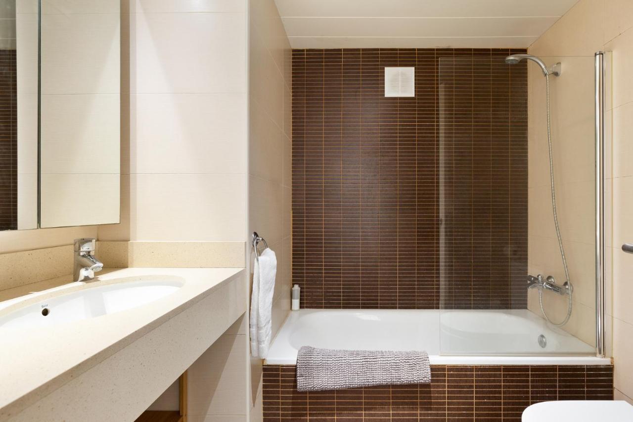Les Corts Exclusive By Olala Homes Apartamento Barcelona