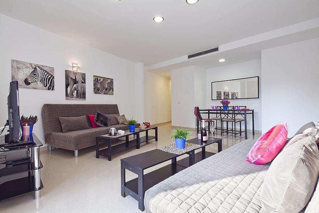 Charmsuites Nou Rambla Apartamento