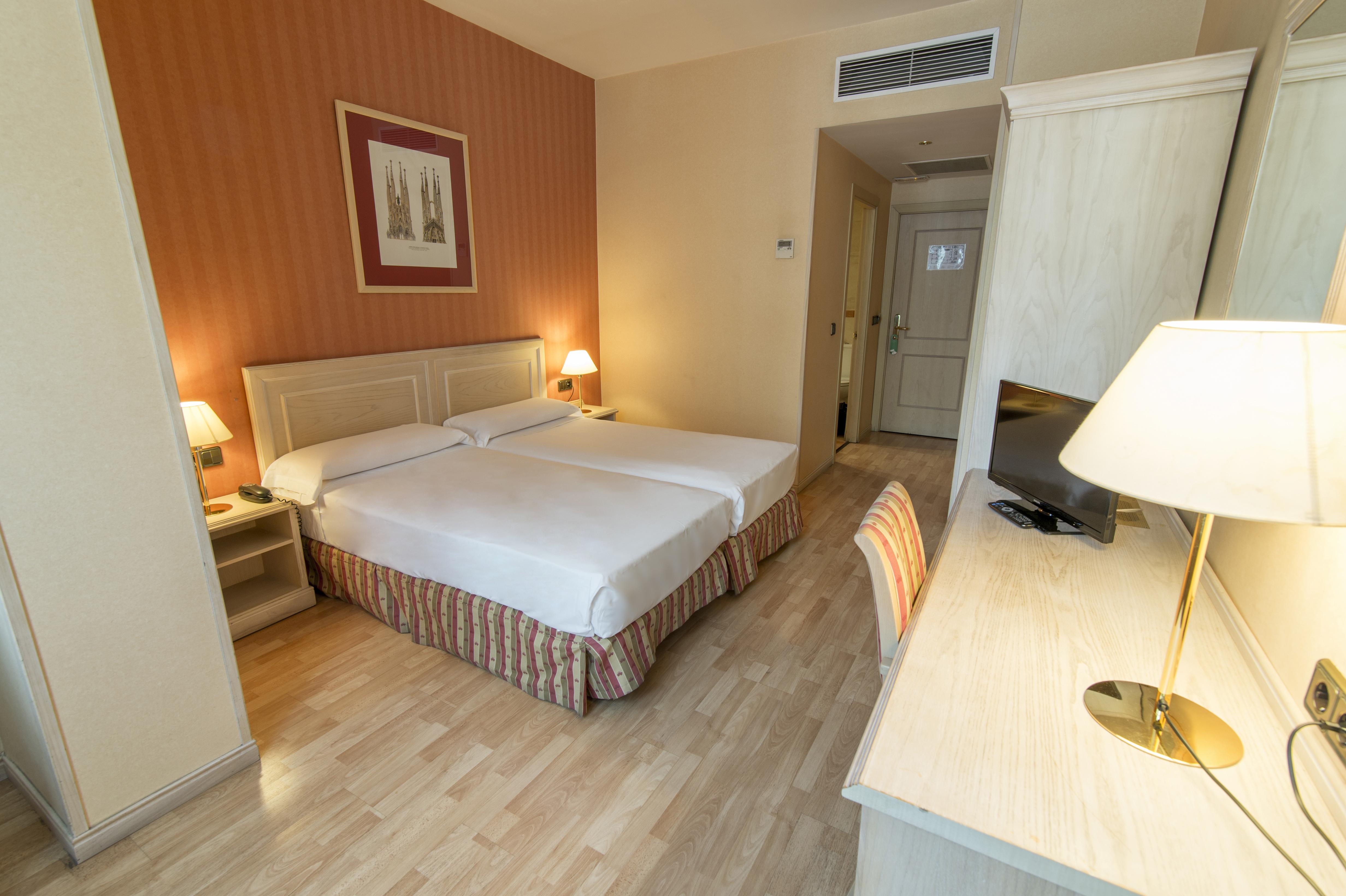 Sunotel Central Hotel 4*