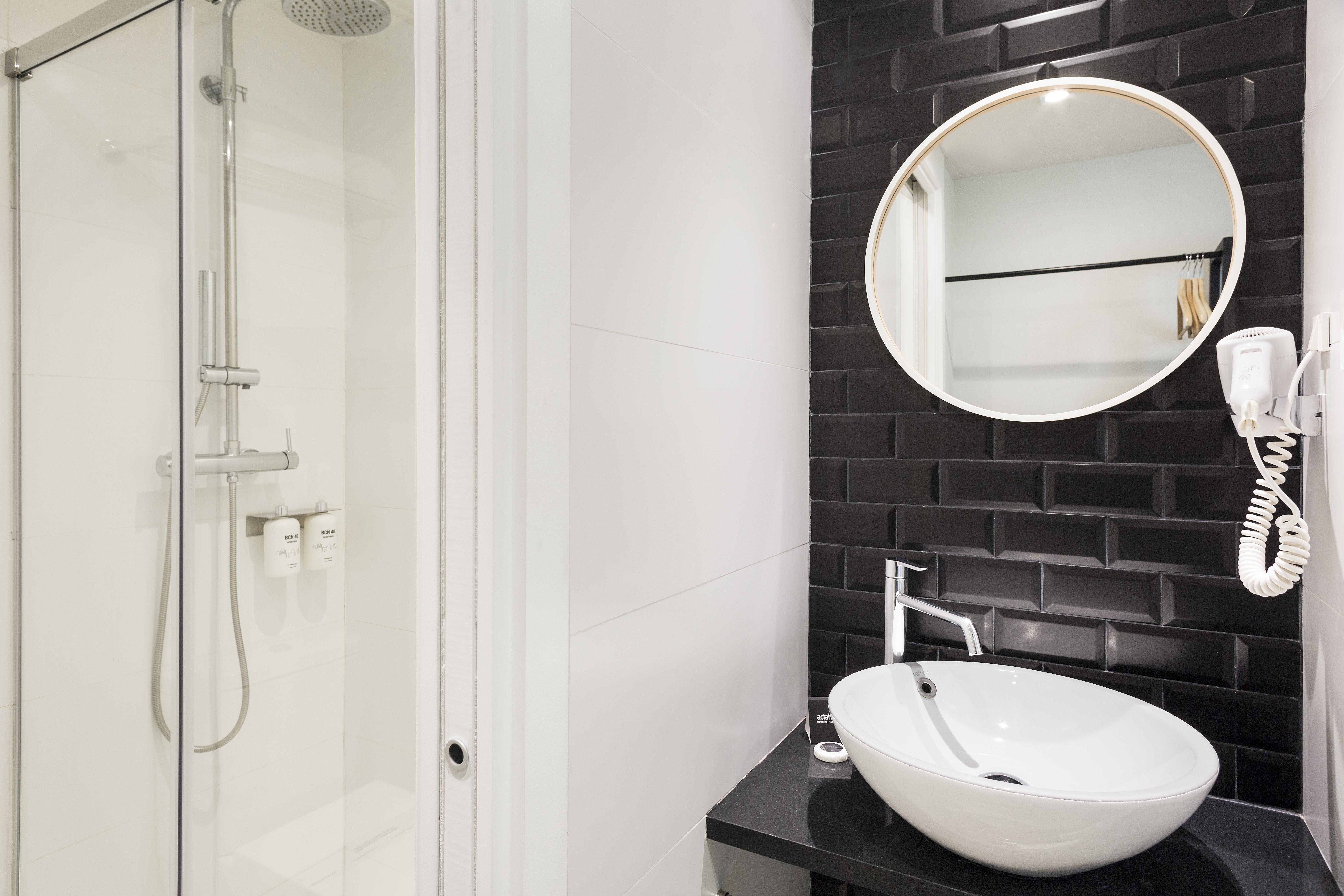 Acta Bcn 40 Hotel 2*