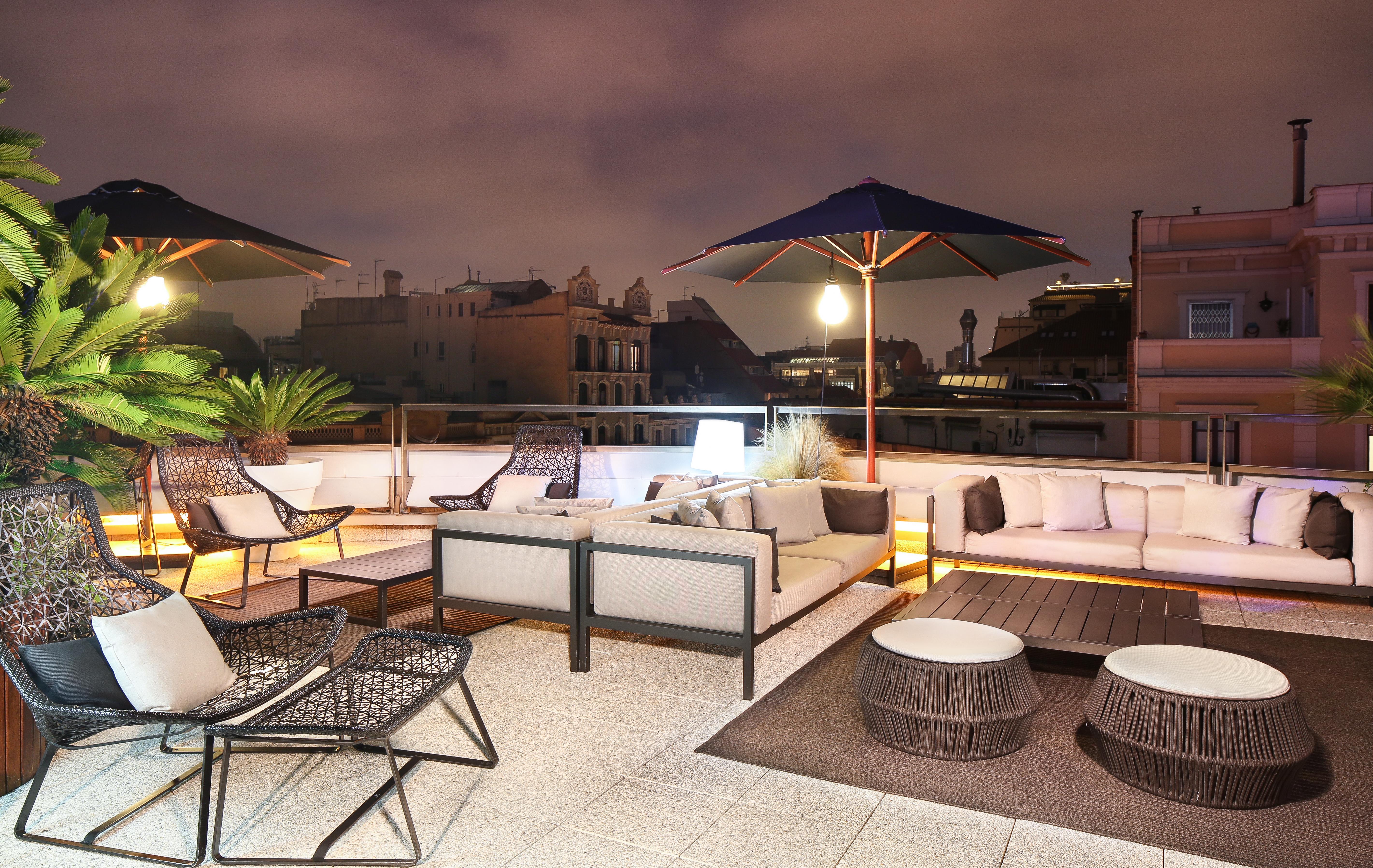 Hotel Claris & Gl, A Small Luxury Of The World