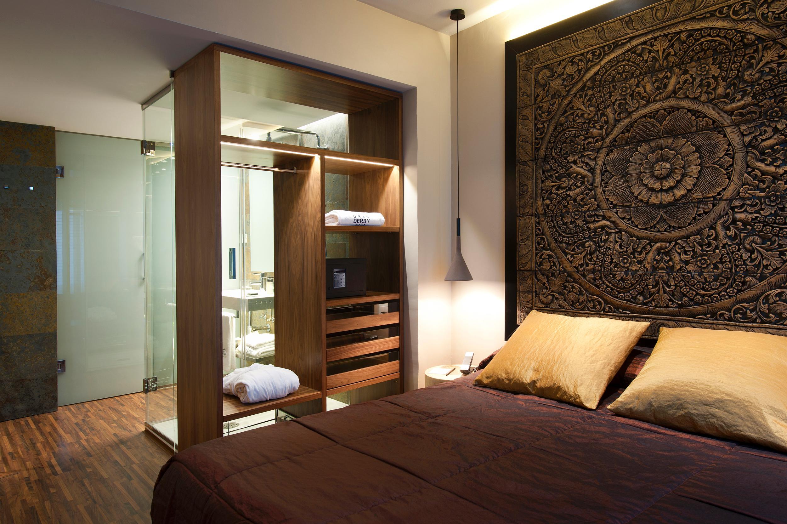 Hotel Gran Derby Suites, A Small Luxury Of The World Barcelona
