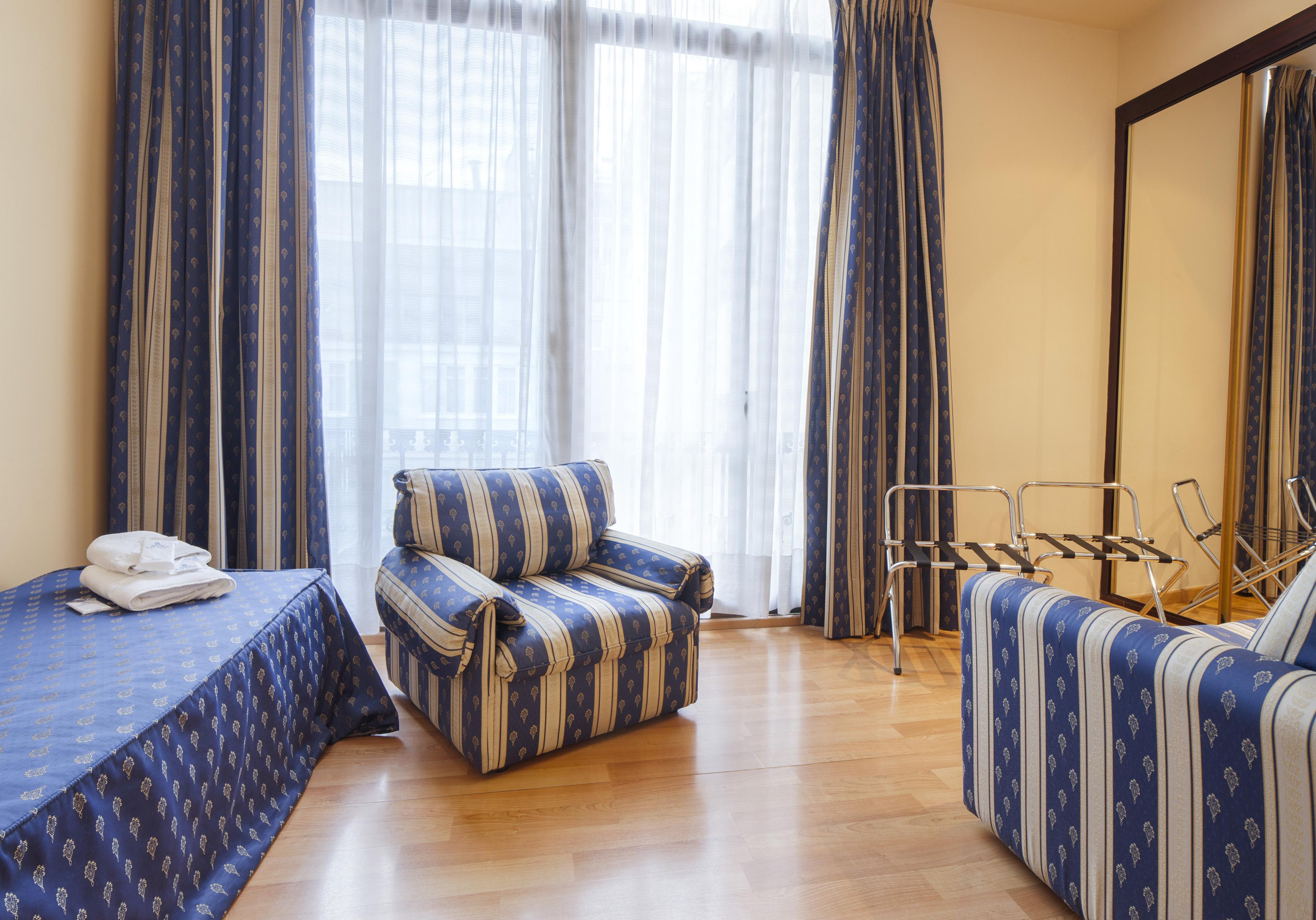 Atlantis By Atbcn Hotel 3*