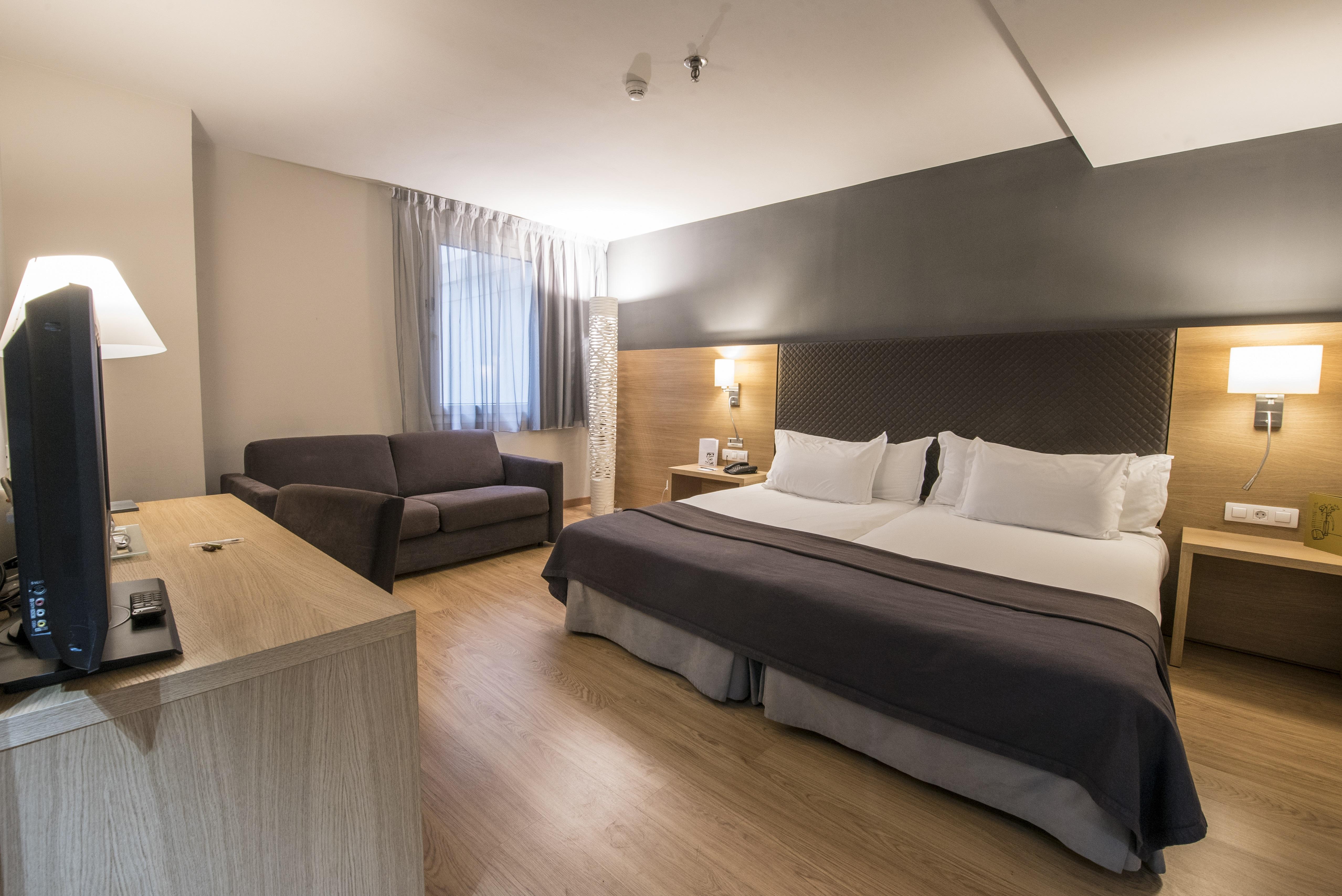 Silken Ramblas Hotel 4*