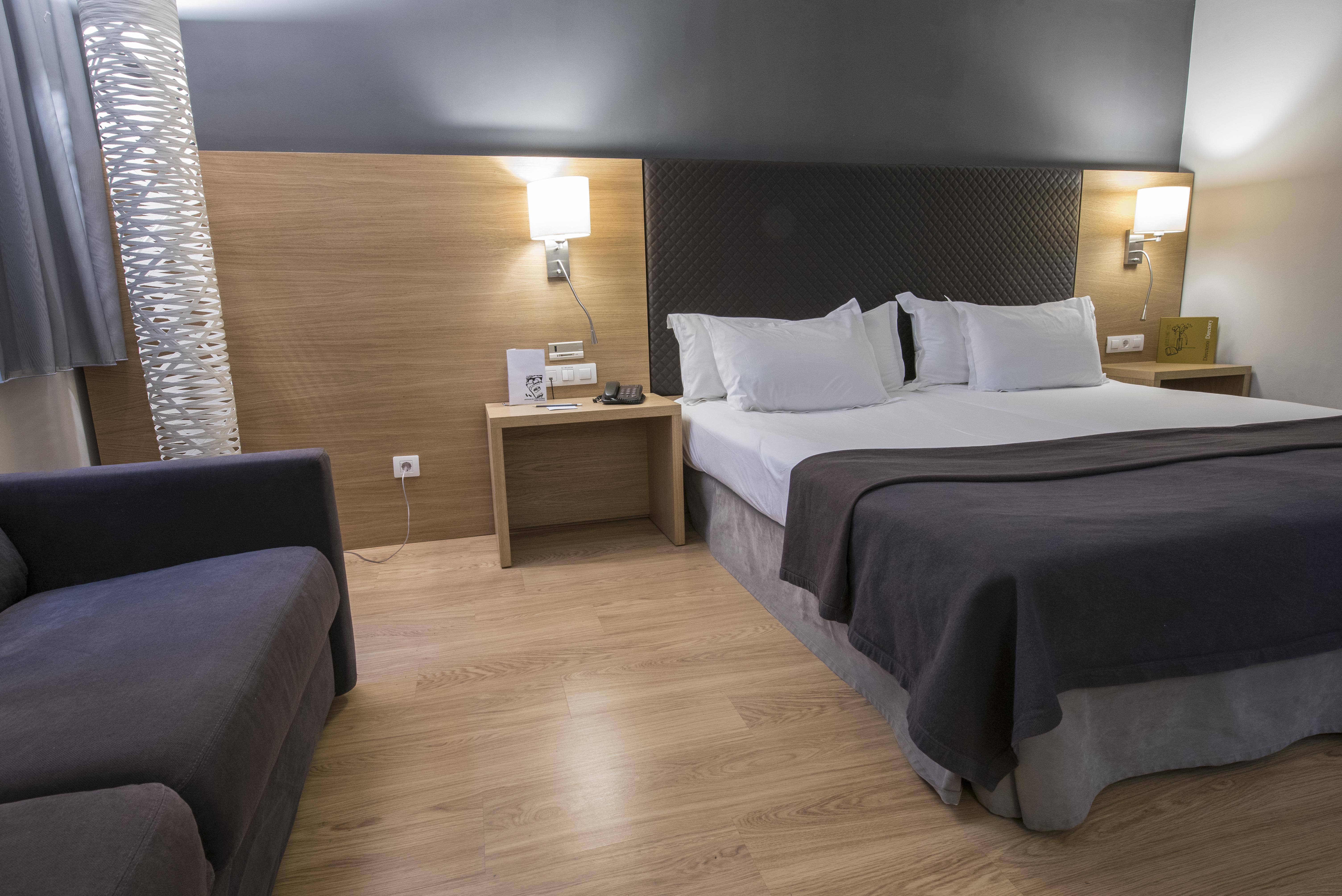 Silken Ramblas 4*