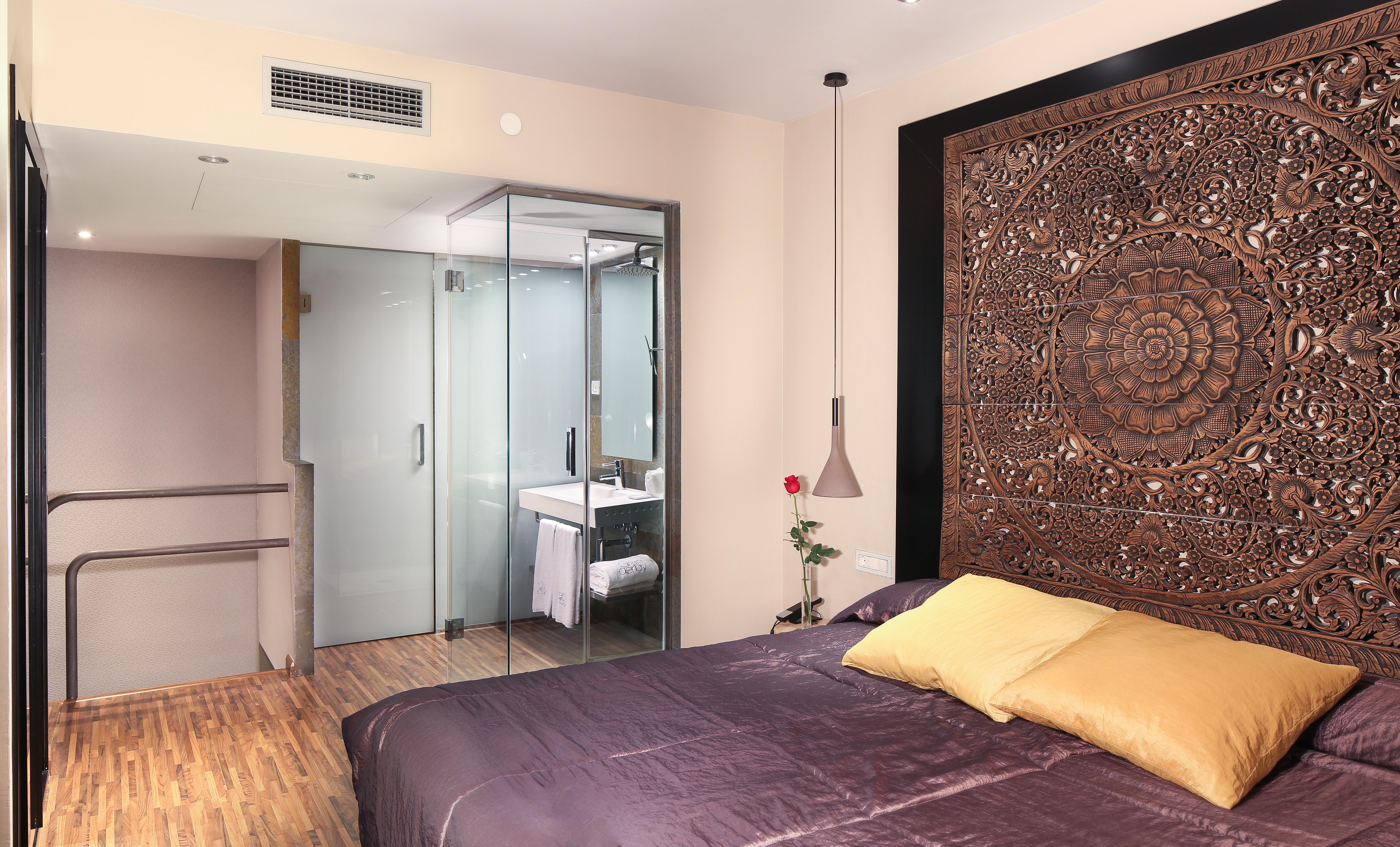 Hotel Gran Derby Suites, A Small Luxury Of The World Barcelona