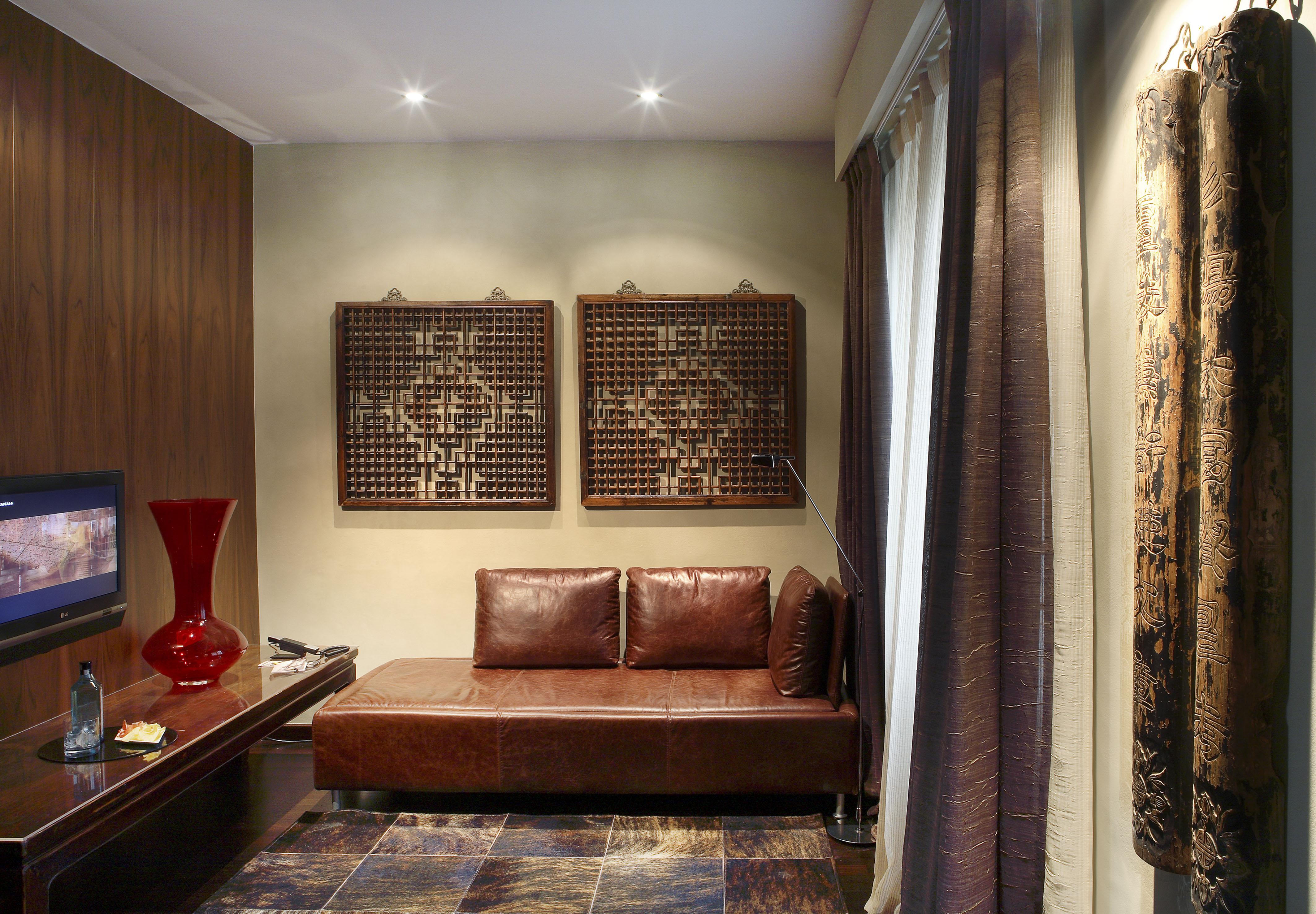 Hotel Gran Derby Suites, A Small Luxury Of The World Barcelona