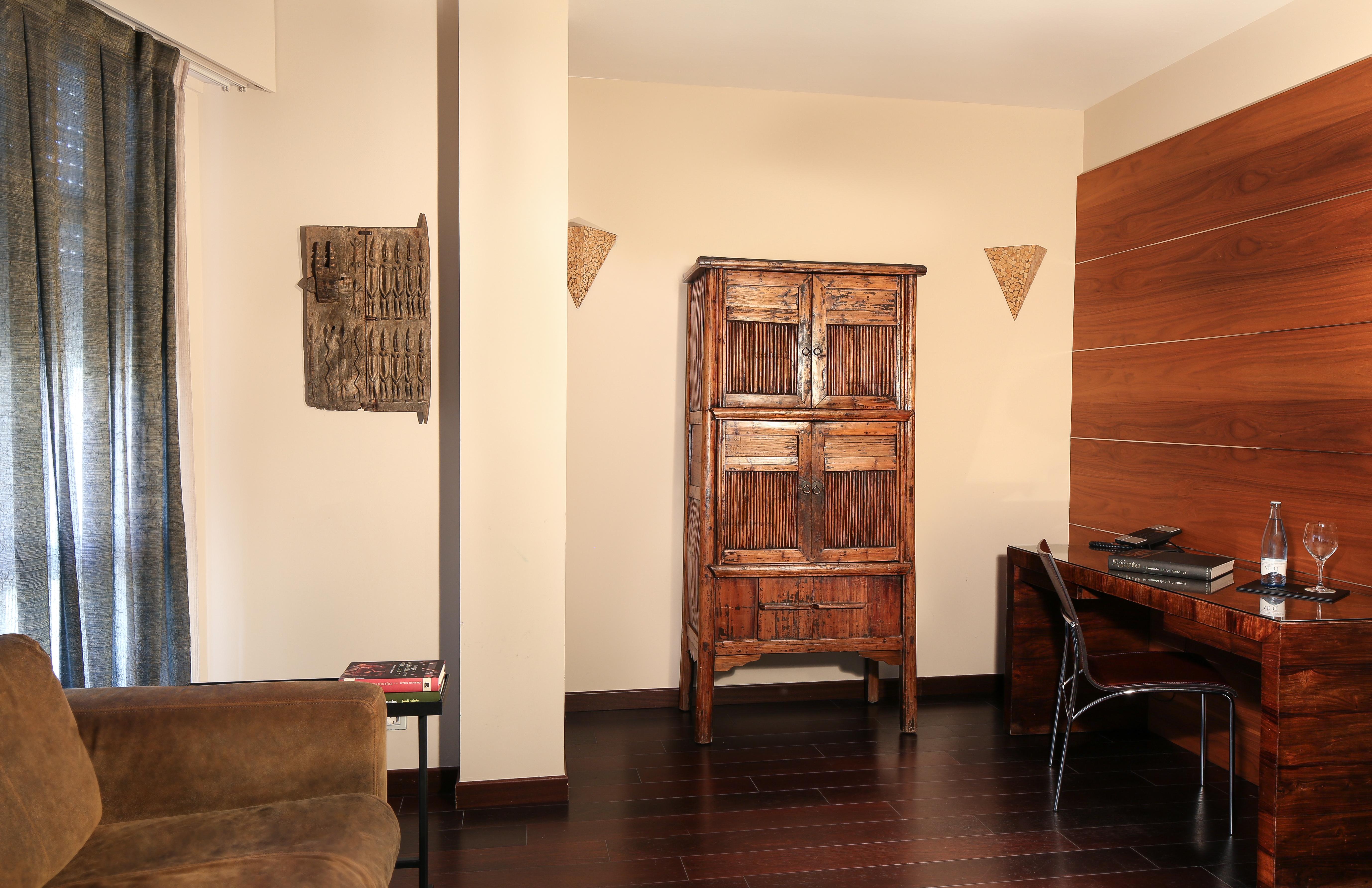 Gran Derby Suites, A Small Luxury Of The World Hotel Barcelona