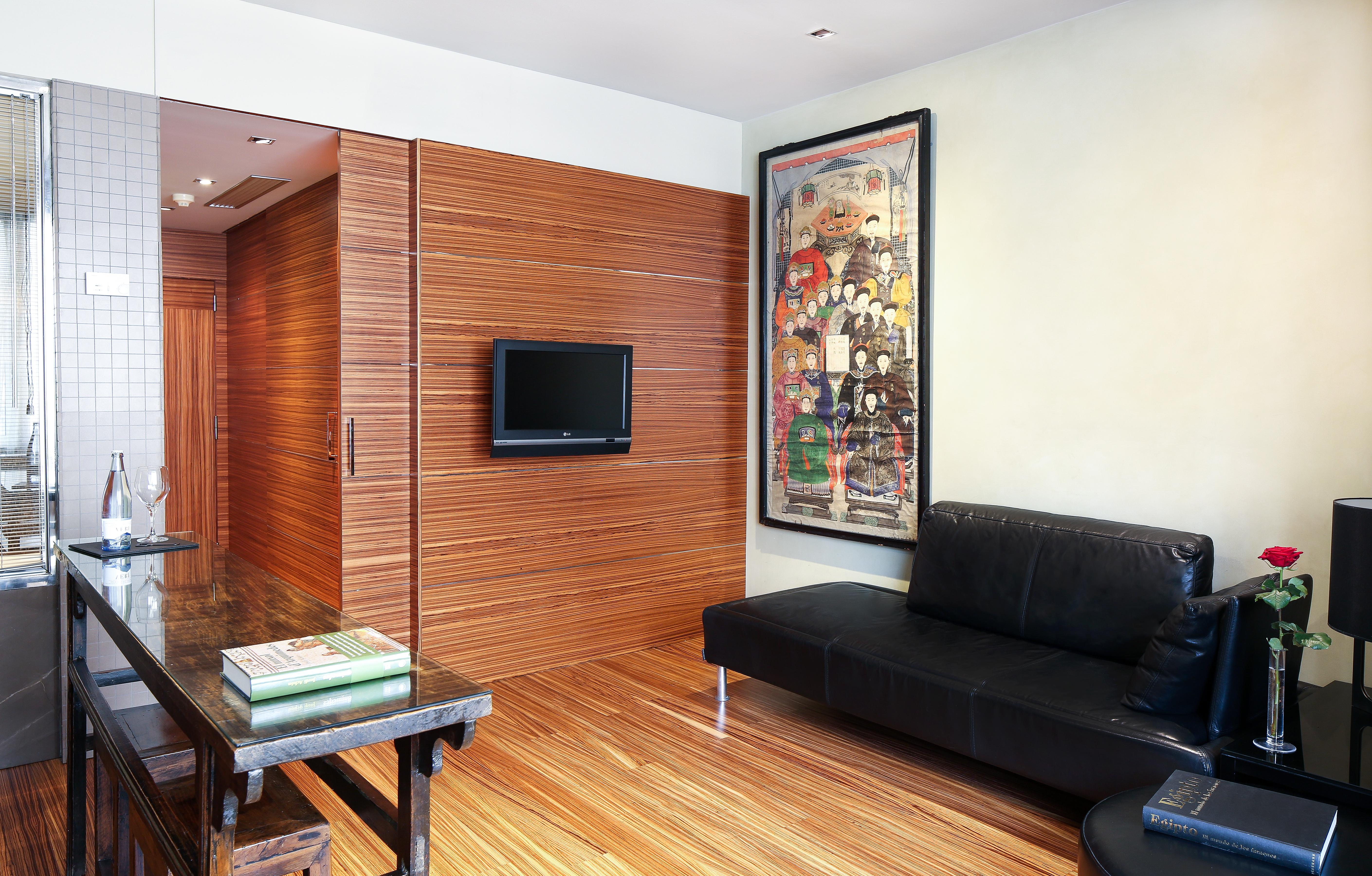 Hotel Gran Derby Suites, A Small Luxury Of The World