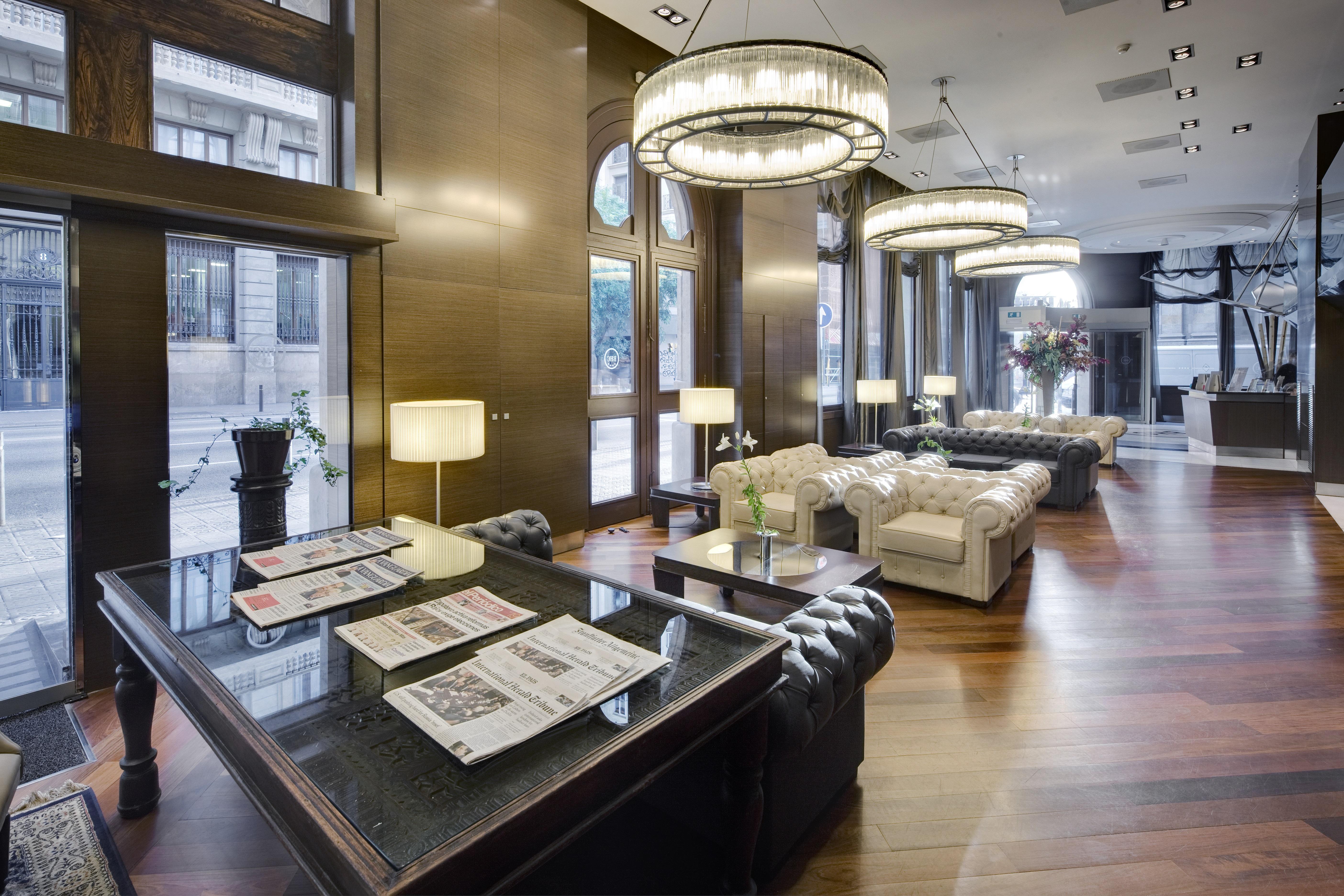 Colonial Hotel 4*