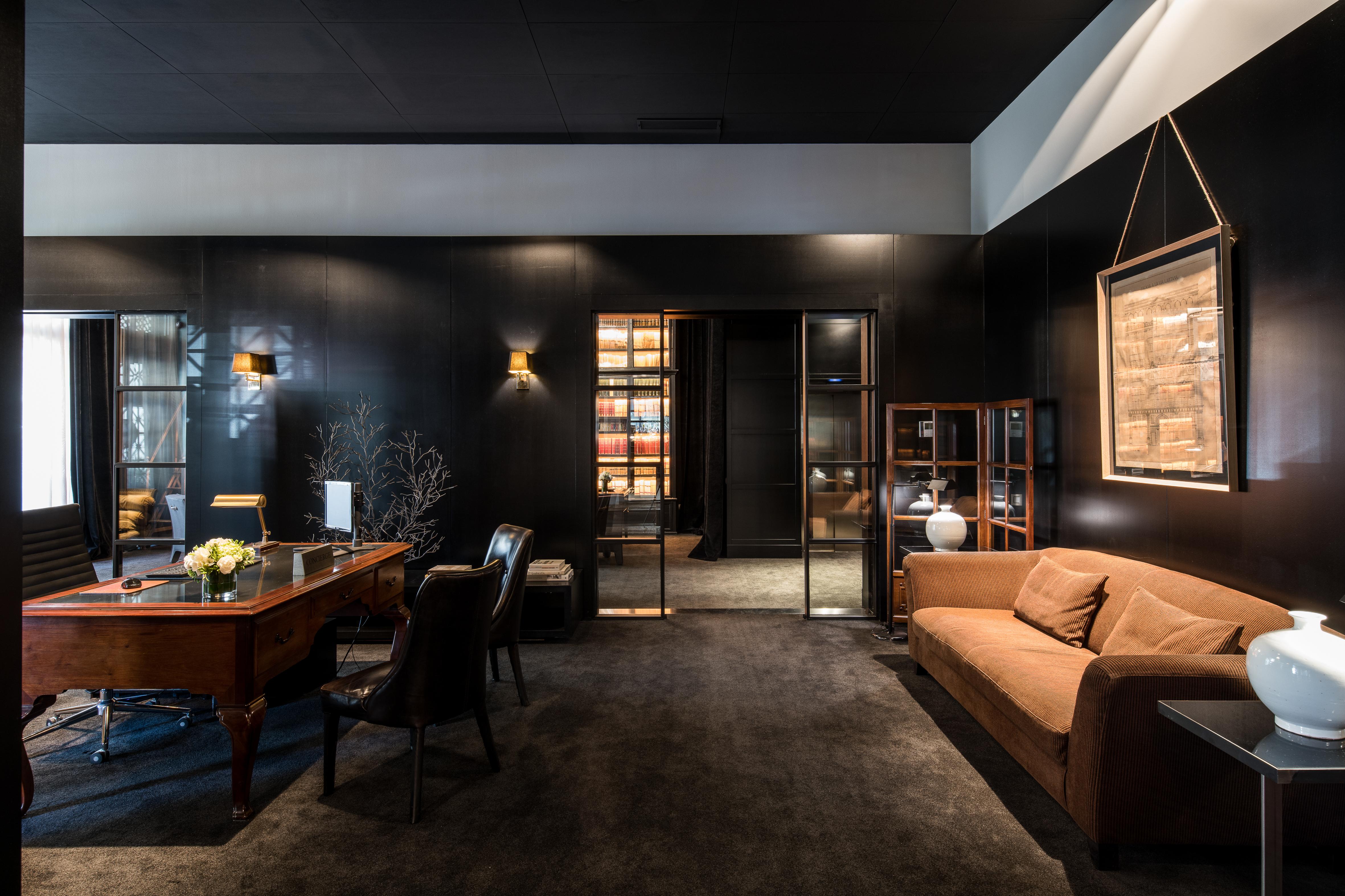 Grand Central, Small Luxury