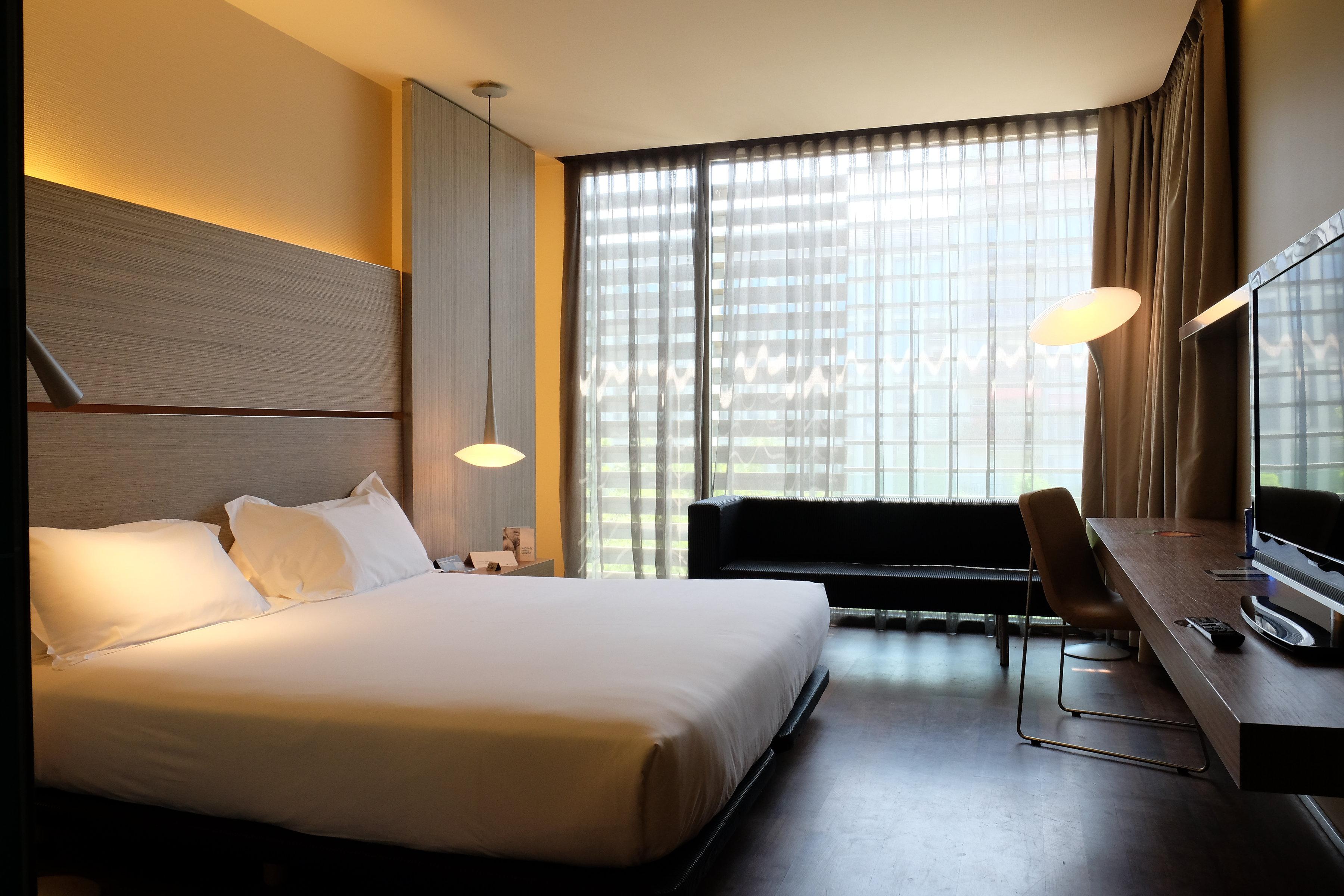 Hotel B