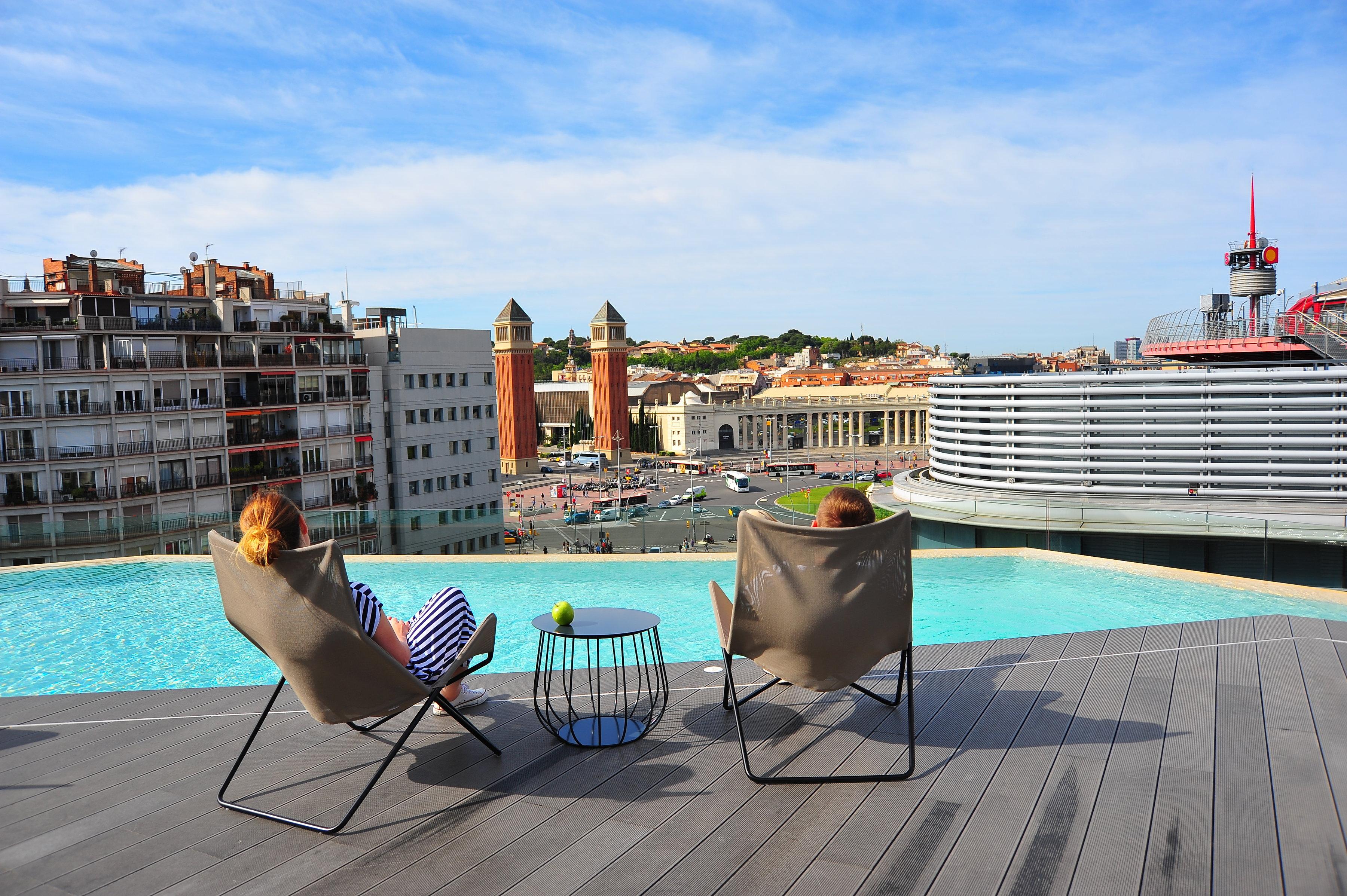 Hotel B 3*