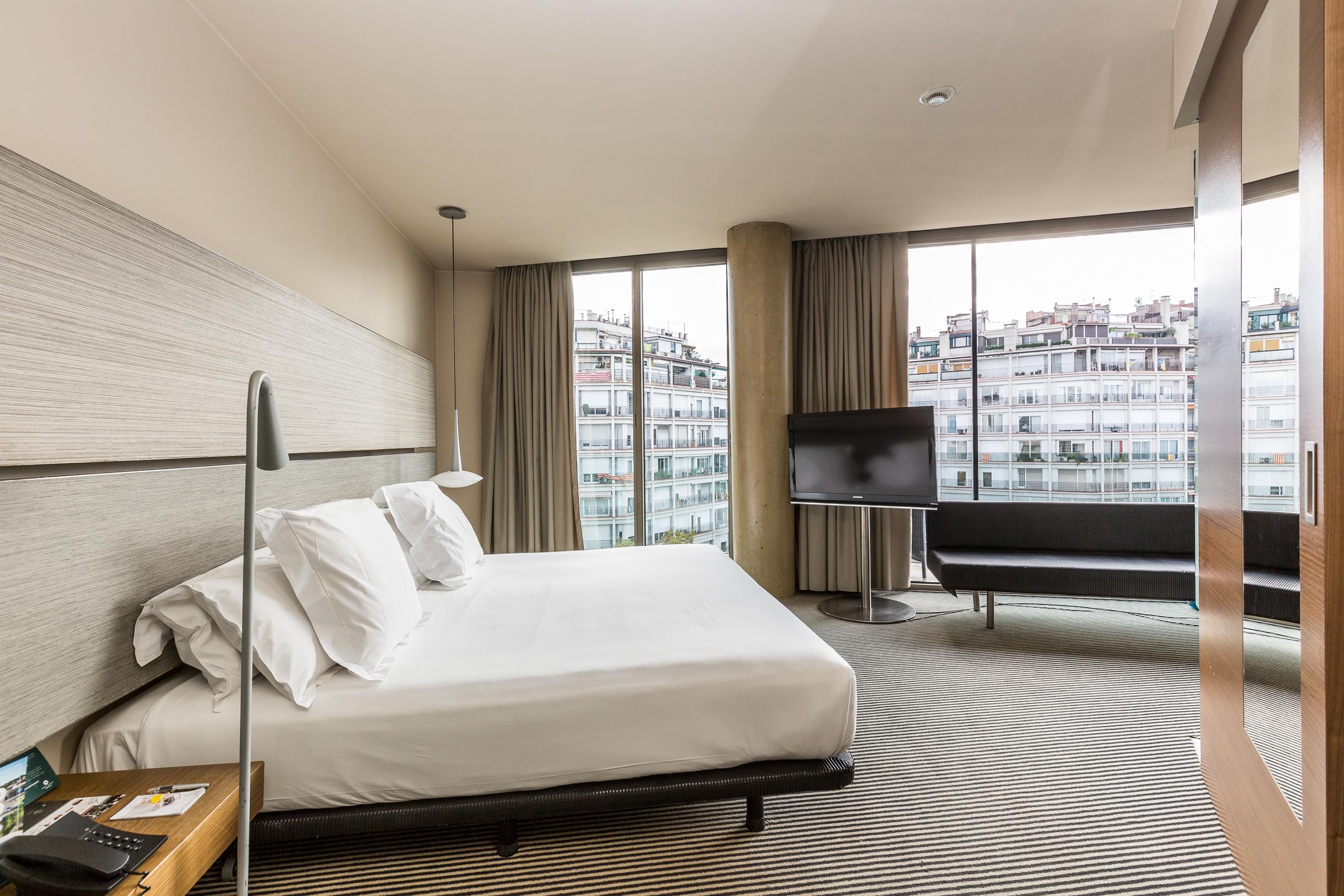 B Hotel 3*