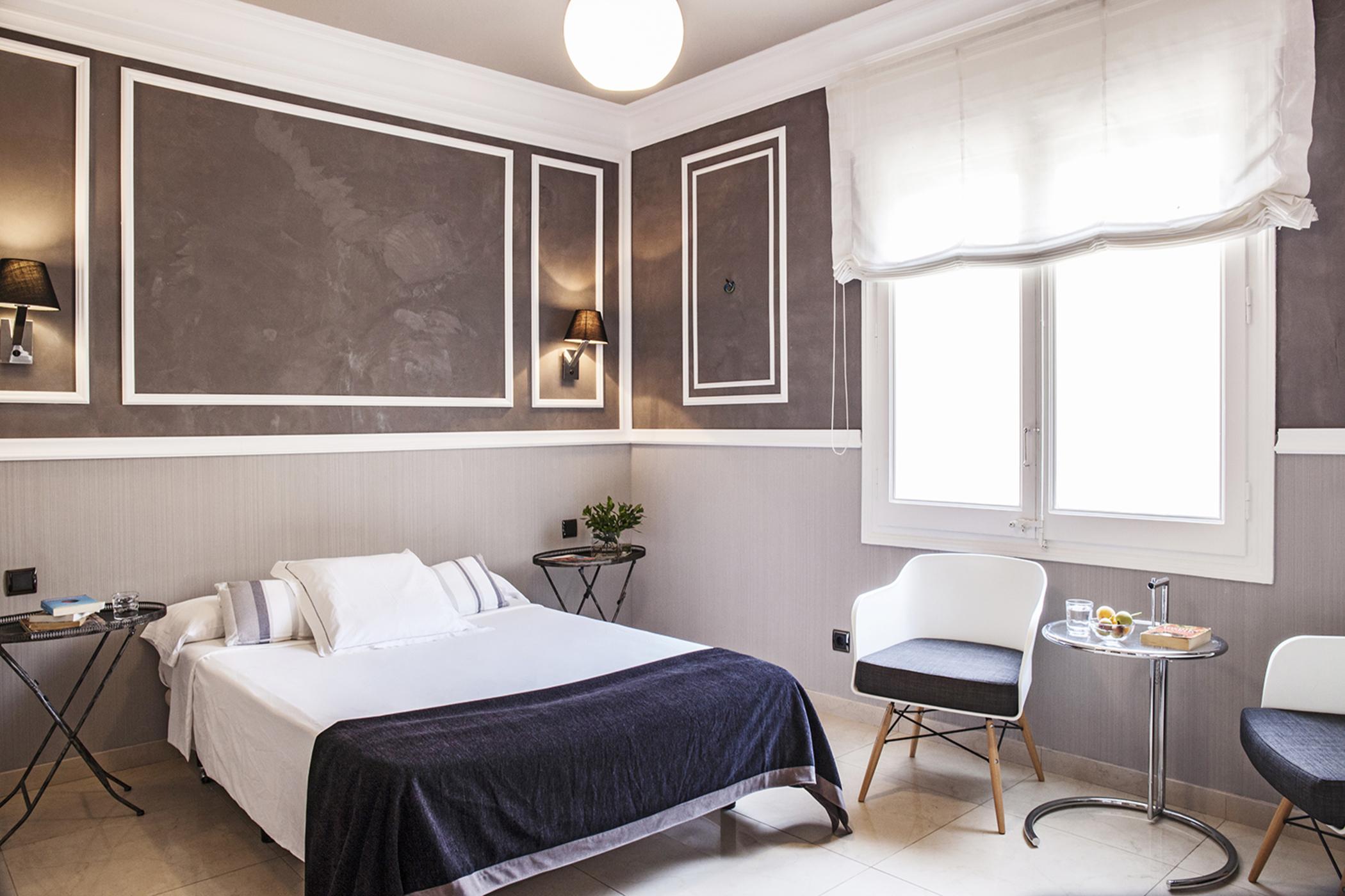 Ainb Eixample-muntaner Hotel 2*
