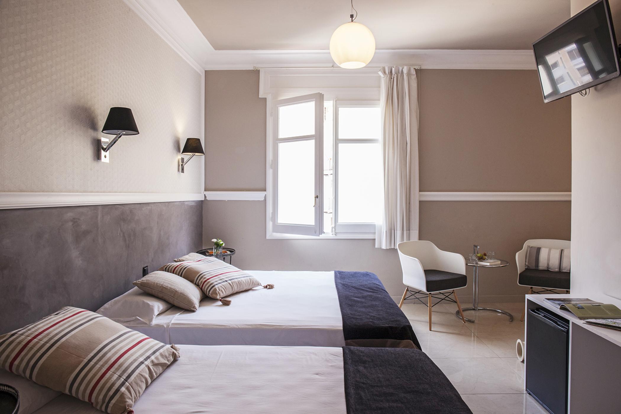 Ainb Eixample-muntaner Hotel