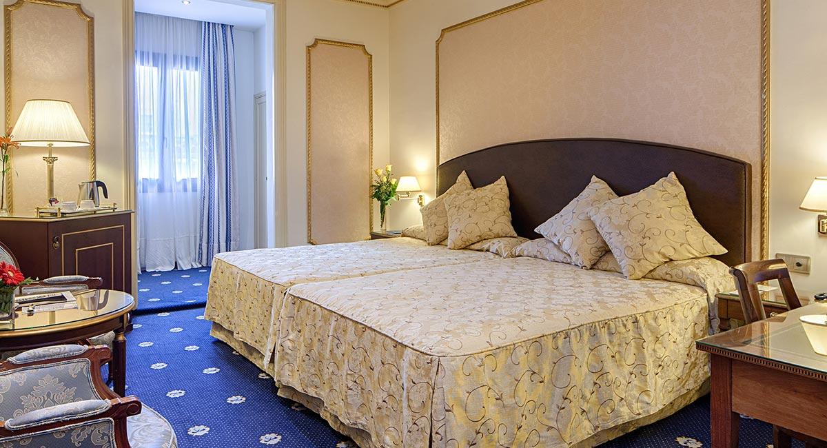 Hotel Roger De Llúria 4*