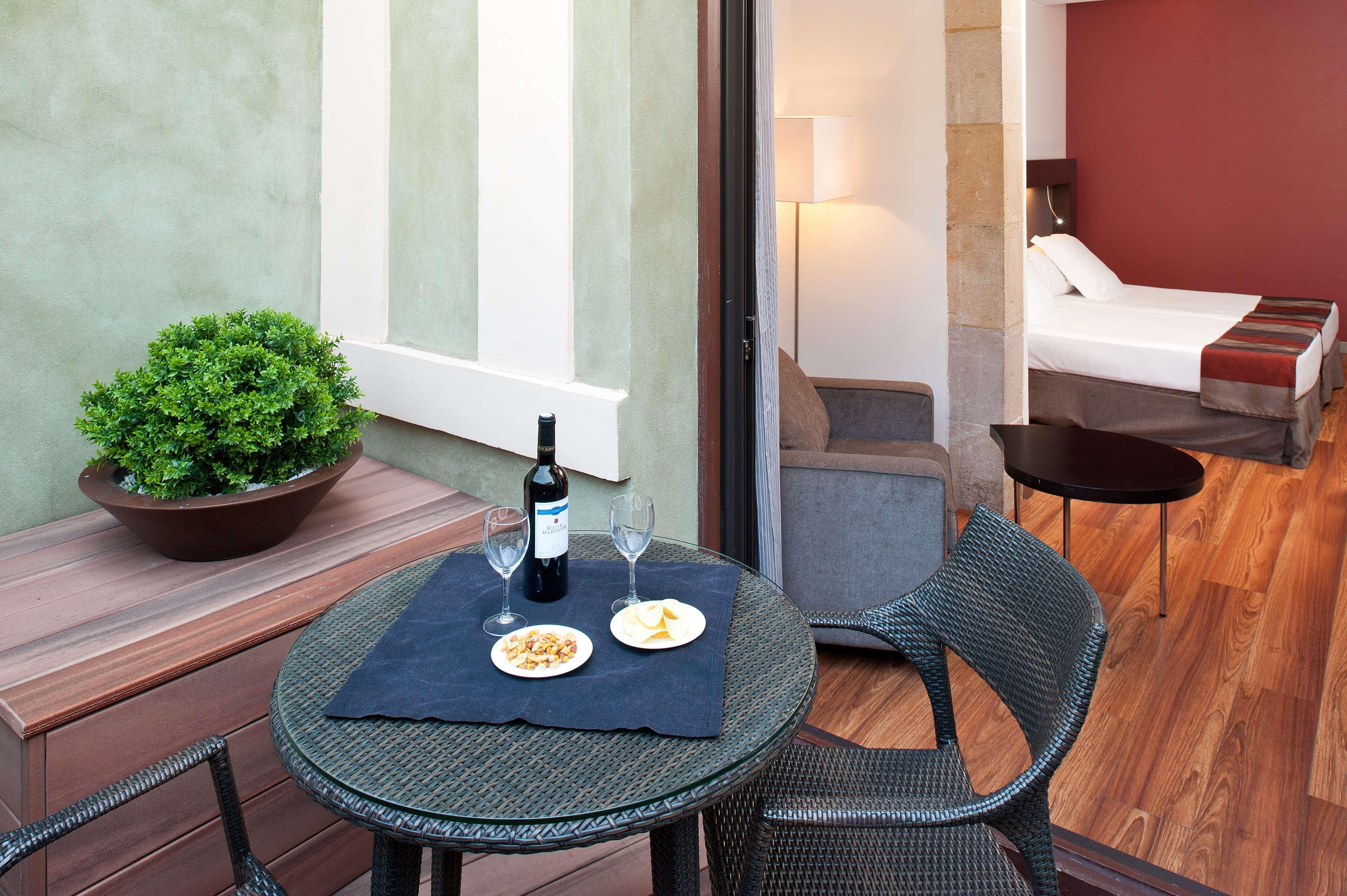 Catalonia Port Hotel 4*