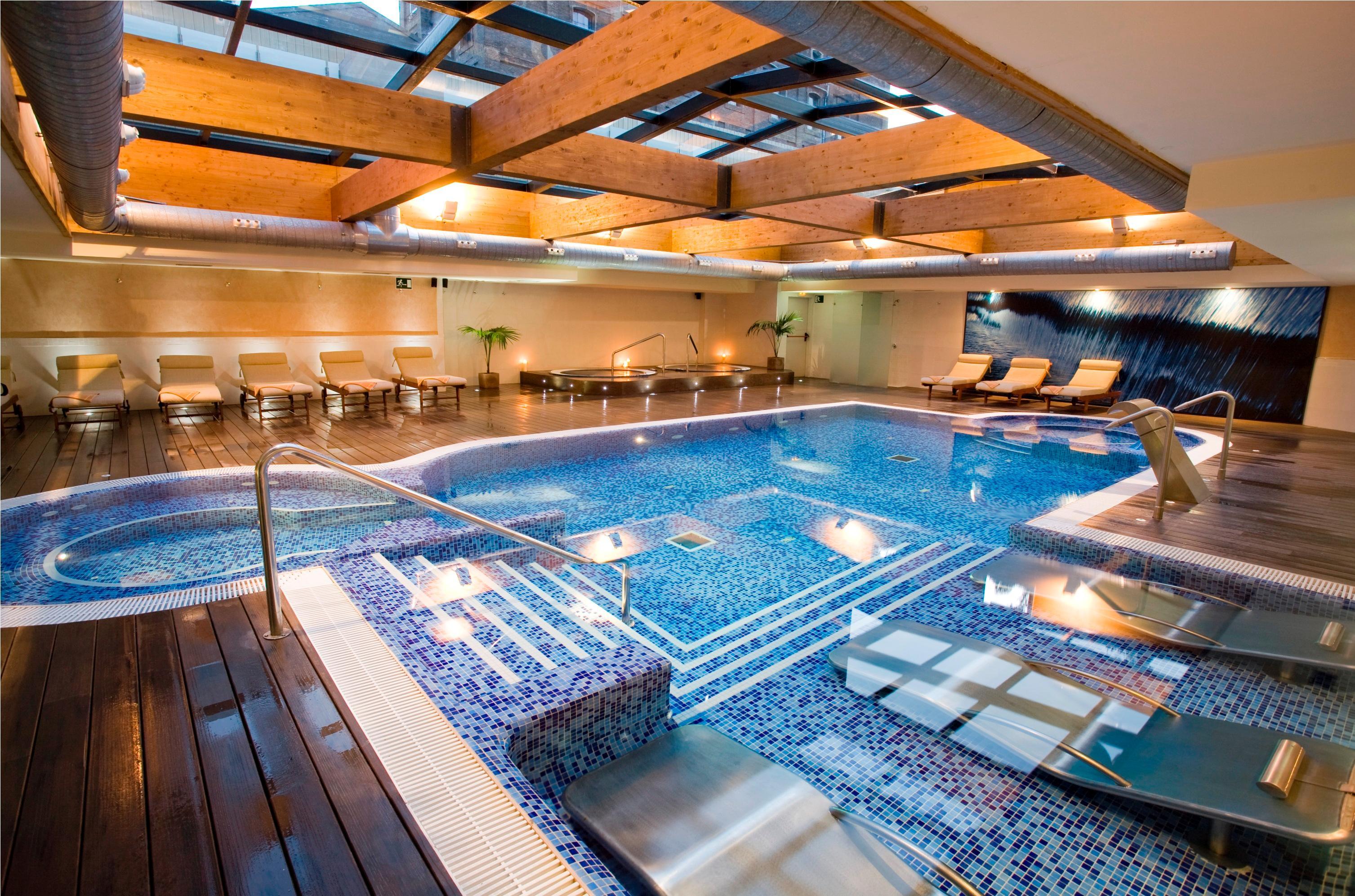 & Olimpica Hotel