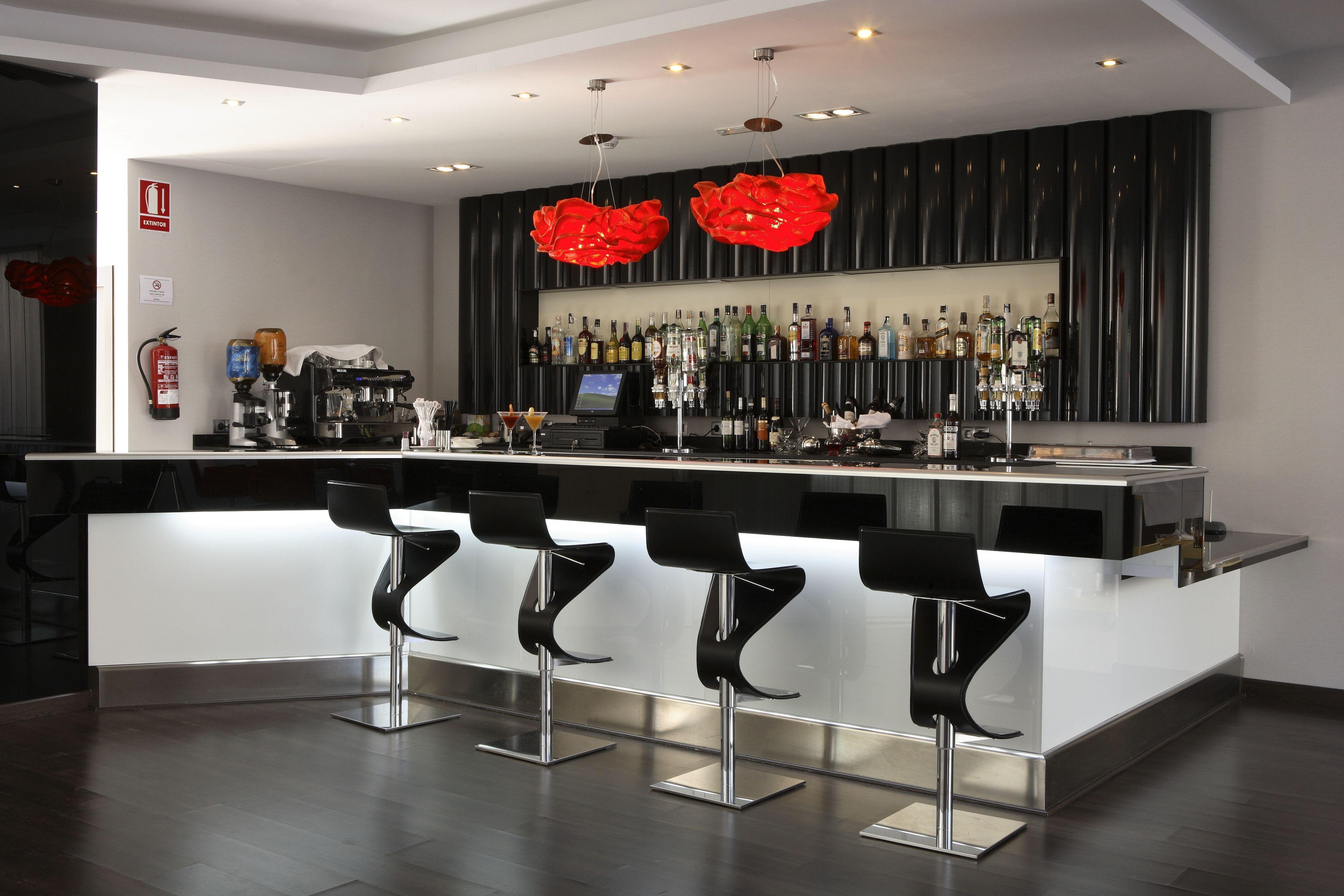 Hotel & Olimpica 4*