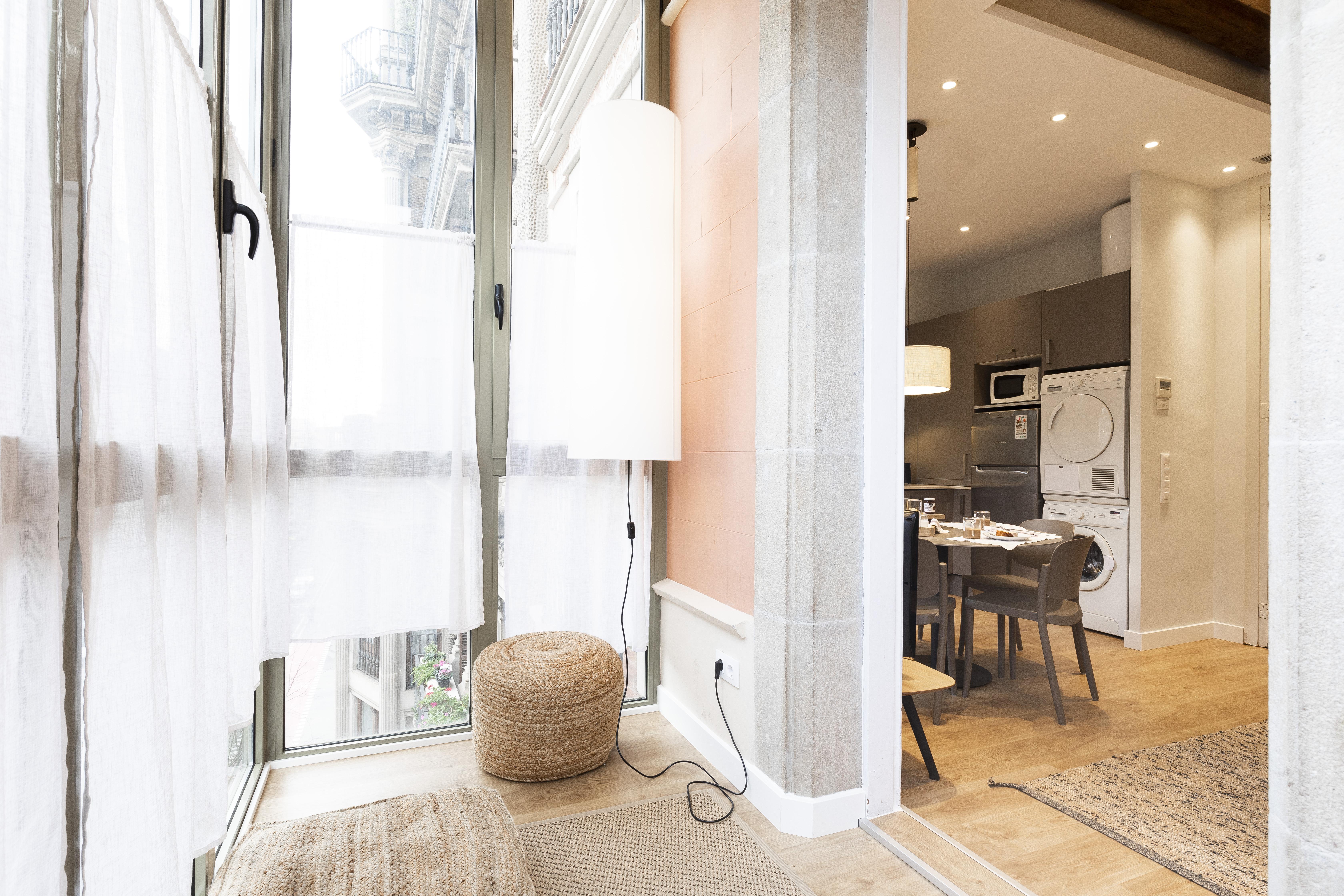 Aspasios Urquinaona Design Apartamento