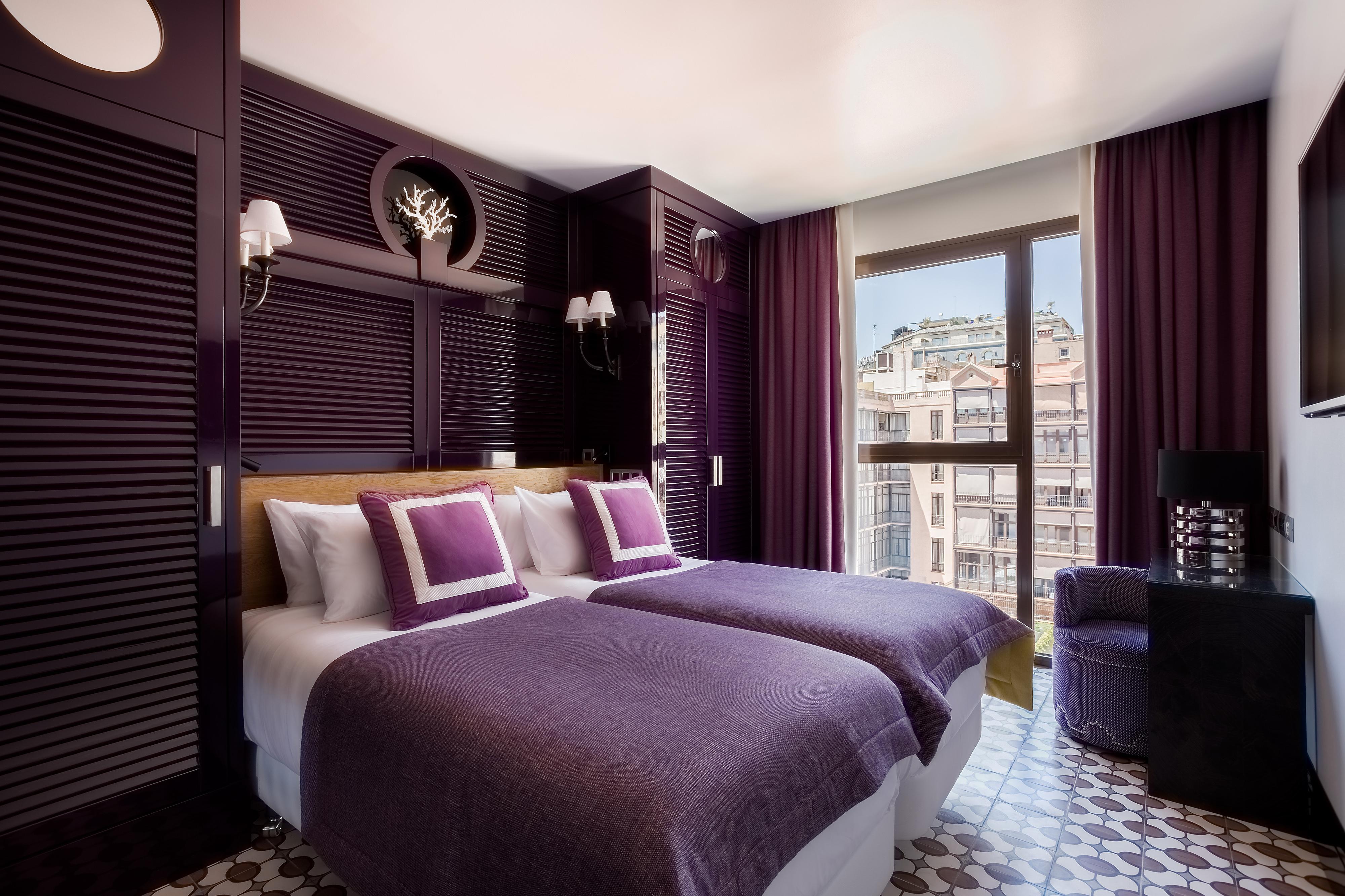 Mate Anna, Hotel Barcelona