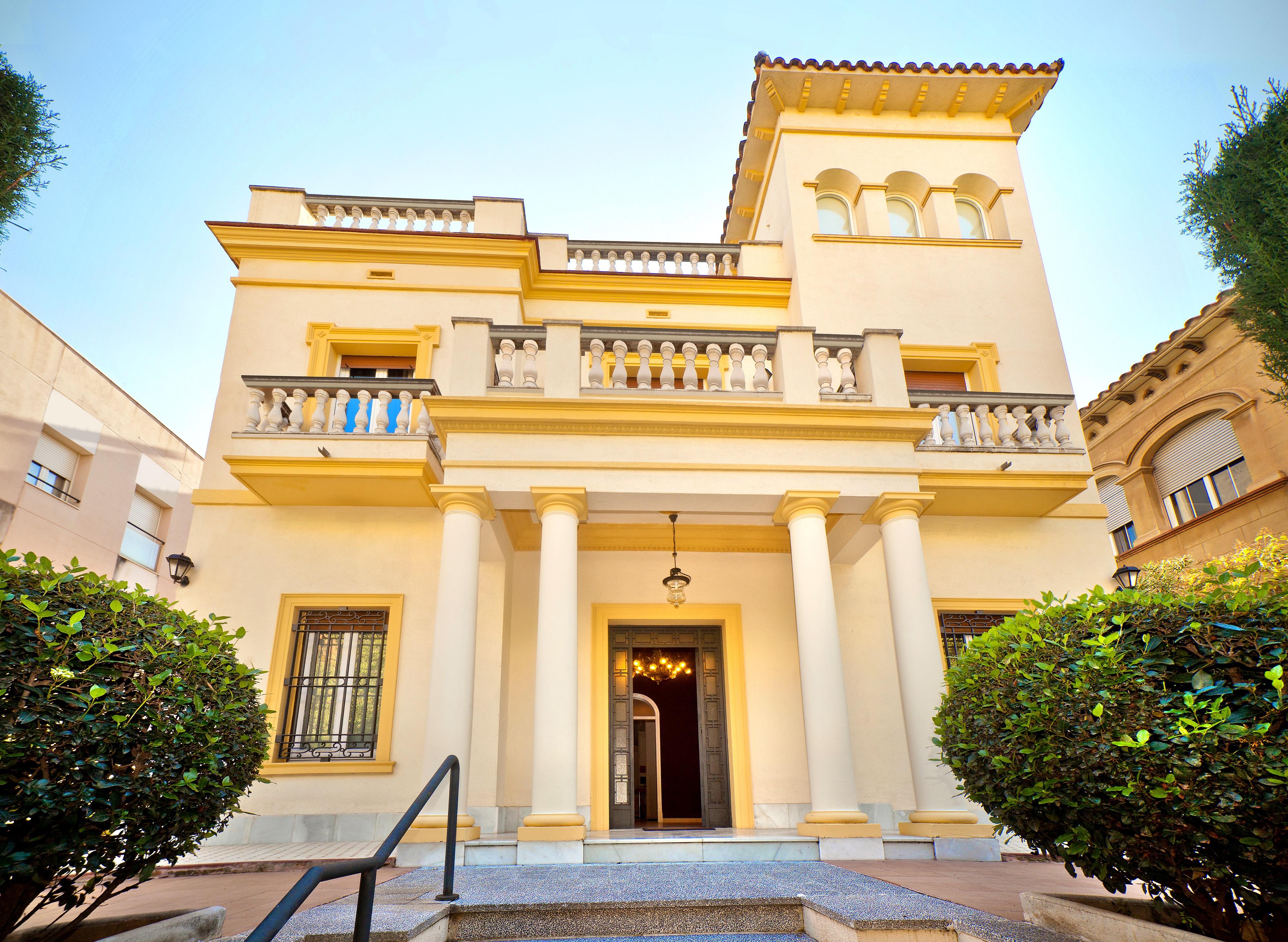 Victoria Villa *