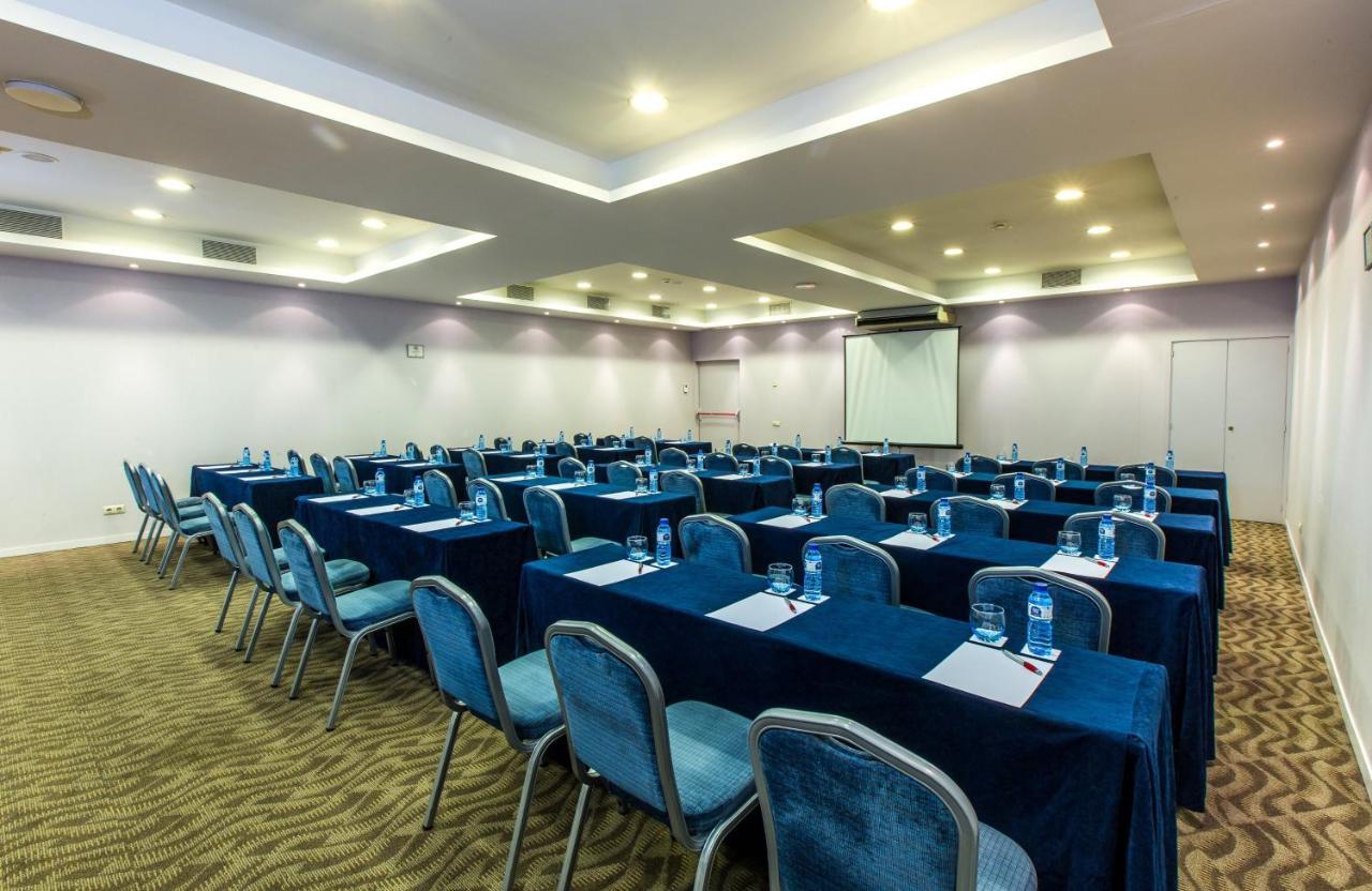 Hotel Leonardo Gran Via 3*