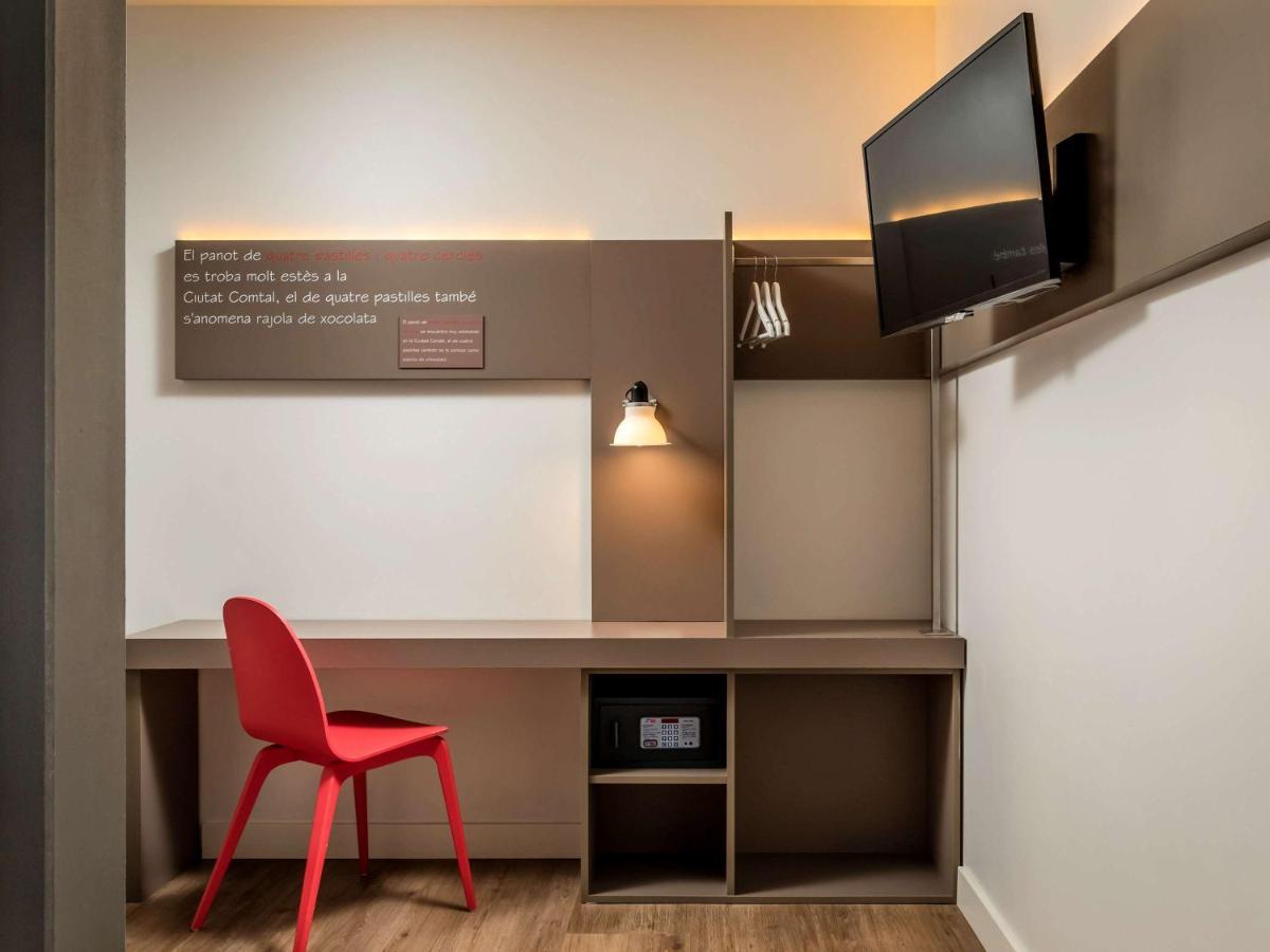 Ibis Styles Centre 2*