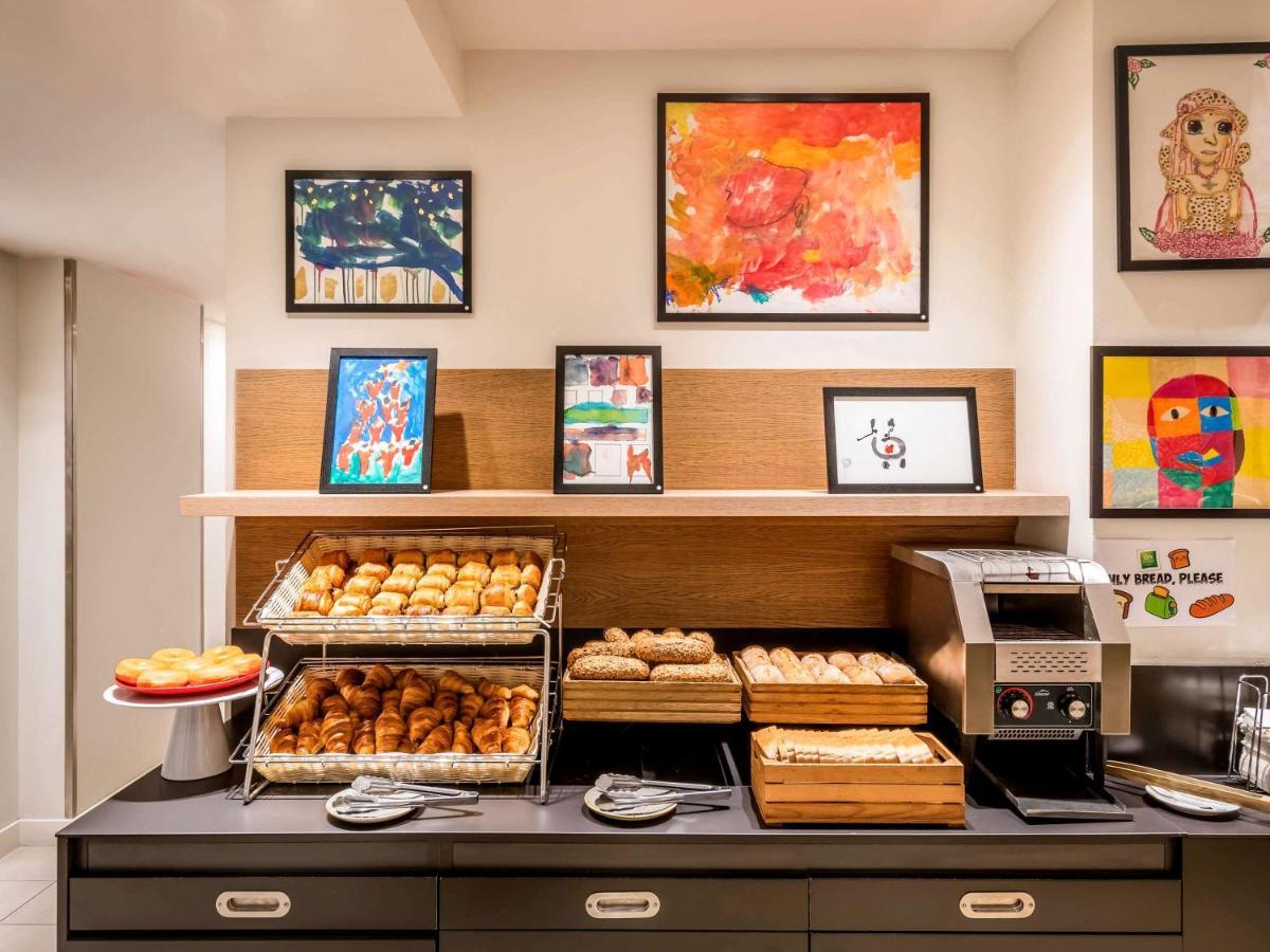 Ibis Styles Centre 2*