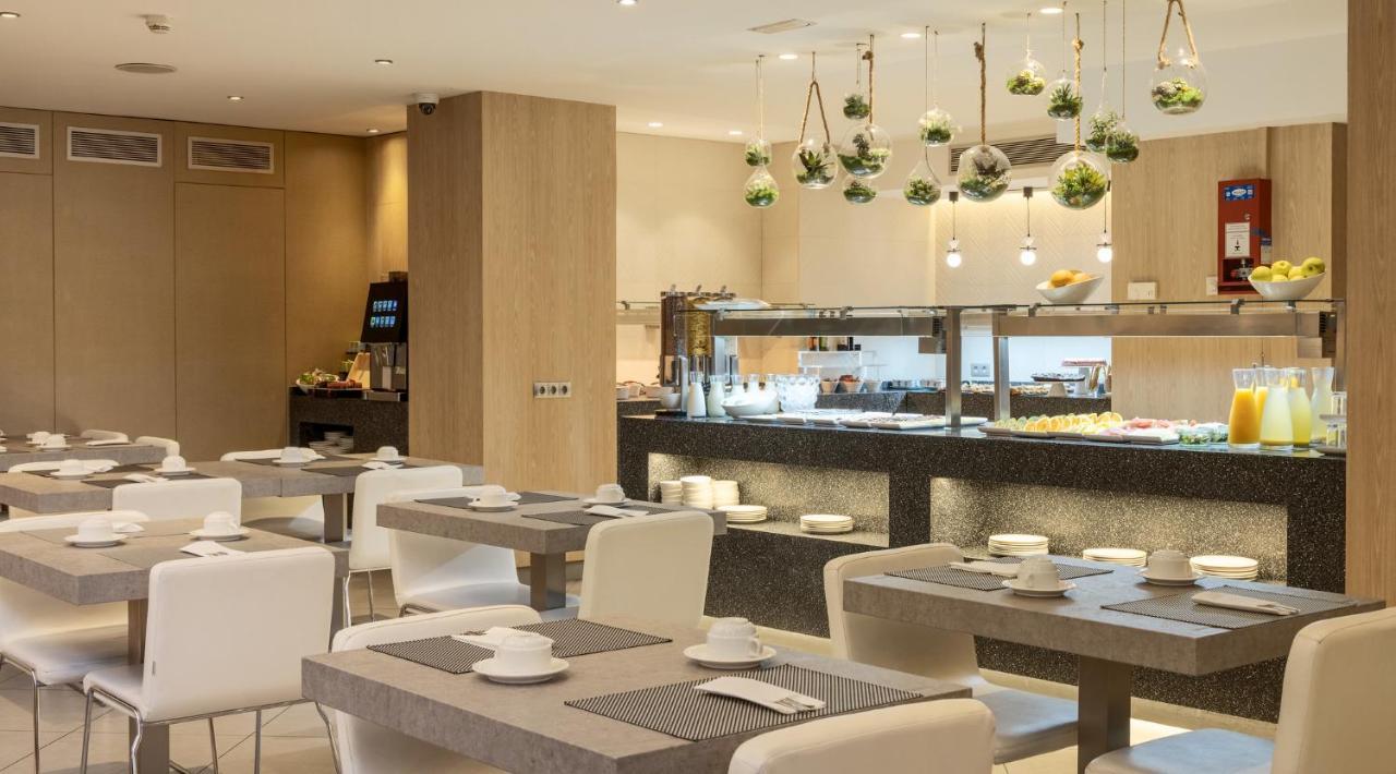 Ilunion Auditori Hotel 3*